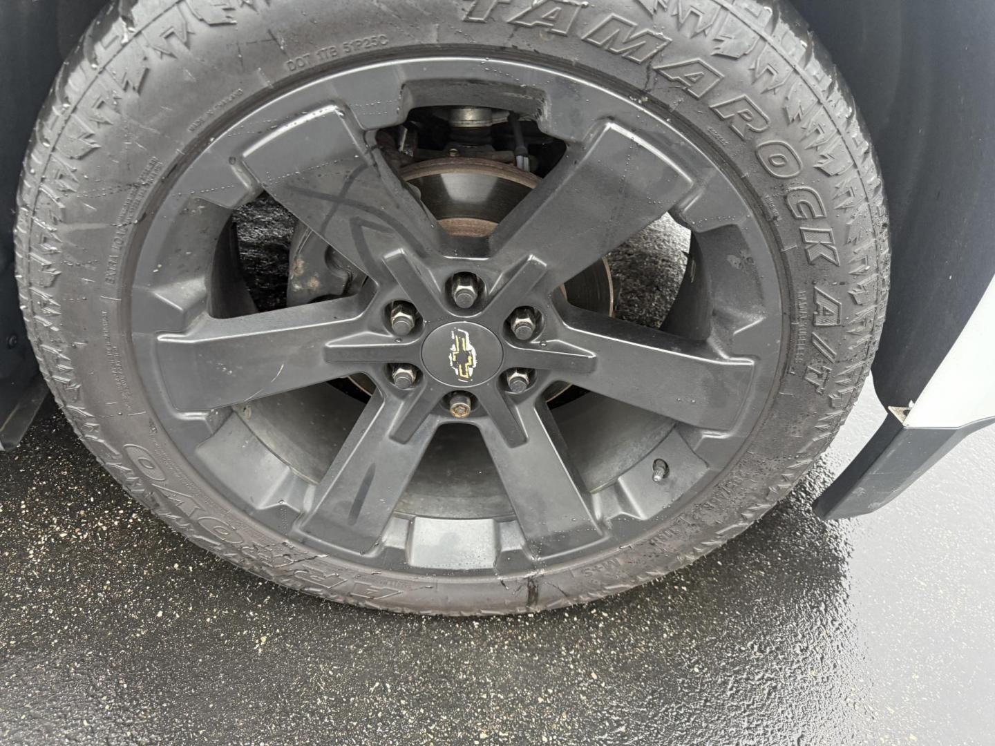 2015 White /Black Chevrolet Tahoe LTZ 4WD (1GNSKCKC8FR) with an 5.3L V8 OHV 16V engine, 6-Speed Automatic transmission, located at 11115 Chardon Rd. , Chardon, OH, 44024, (440) 214-9705, 41.580246, -81.241943 - 2015 Chevrolet Tahoe LTZ 4WD – Full-Size Luxury, Advanced Safety, and Unmatched Versatility Experience the ultimate in comfort, capability, and technology with this 2015 Chevrolet Tahoe LTZ 4WD. Powered by a robust 5.3L EcoTec3 V8 engine paired with a 6-speed automatic transmission and 3.23 gea - Photo#4