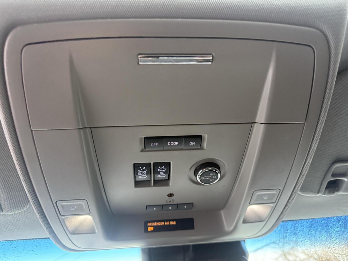 2015 White /Black Chevrolet Tahoe LTZ 4WD (1GNSKCKC8FR) with an 5.3L V8 OHV 16V engine, 6-Speed Automatic transmission, located at 11115 Chardon Rd. , Chardon, OH, 44024, (440) 214-9705, 41.580246, -81.241943 - 2015 Chevrolet Tahoe LTZ 4WD – Full-Size Luxury, Advanced Safety, and Unmatched Versatility Experience the ultimate in comfort, capability, and technology with this 2015 Chevrolet Tahoe LTZ 4WD. Powered by a robust 5.3L EcoTec3 V8 engine paired with a 6-speed automatic transmission and 3.23 gea - Photo#38