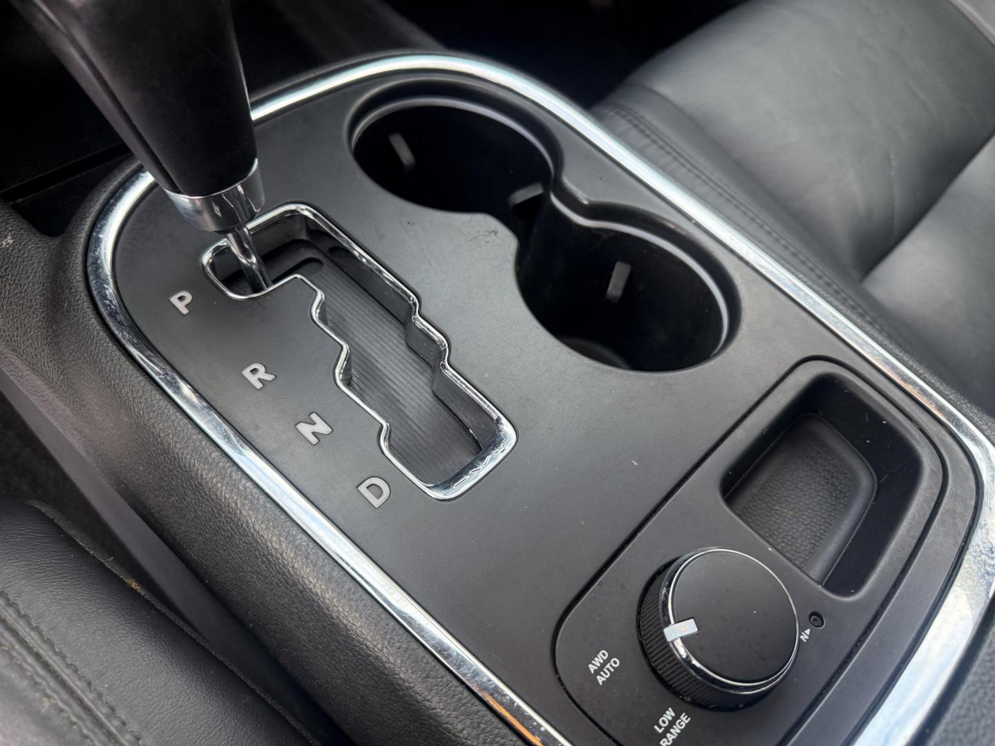 2013 Gray /Black Dodge Durango Crew AWD (1C4SDJDT9DC) with an 5.7L V8 OHV 16V engine, 5-Speed Automatic transmission, located at 547 E. Main St., Orwell, OH, 44076, (440) 437-5893, 41.535435, -80.847855 - 2013 Dodge Durango Crew AWD – Powerful Performance, Family Comfort, and Versatile Capability Take on every adventure in style with this 2013 Dodge Durango Crew AWD. Featuring a robust 5.7L HEMI V8 engine and a 5-speed automatic transmission, this SUV delivers impressive power and a 7,200-pound - Photo#33