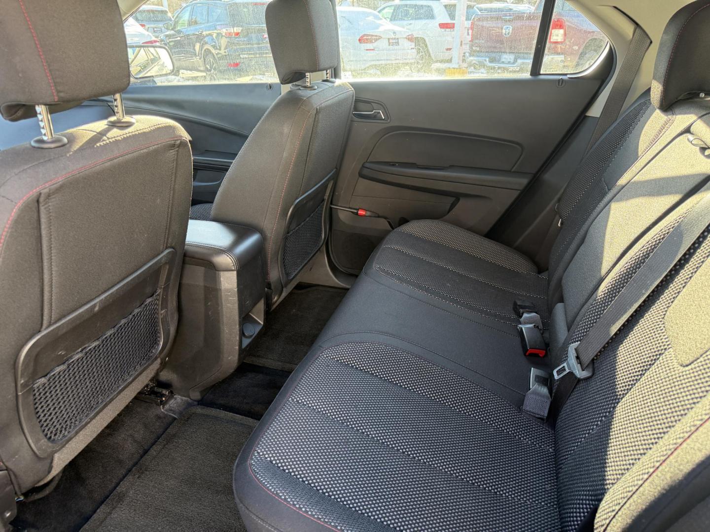 2017 Silver /Black Chevrolet Equinox LS AWD (2GNFLEEK5H6) with an 2.4L I4 DOHC 16V engine, Automatic transmission, located at 547 E. Main St., Orwell, OH, 44076, (440) 437-5893, 41.535435, -80.847855 - 2017 Chevrolet Equinox LS AWD – Efficiency, Comfort, and Everyday Reliability Enjoy the perfect balance of capability and economy with this 2017 Chevrolet Equinox LS AWD. Powered by a dependable 2.4L EcoTec I4 engine paired with a smooth 6-speed automatic transmission, this SUV delivers excelle - Photo#31