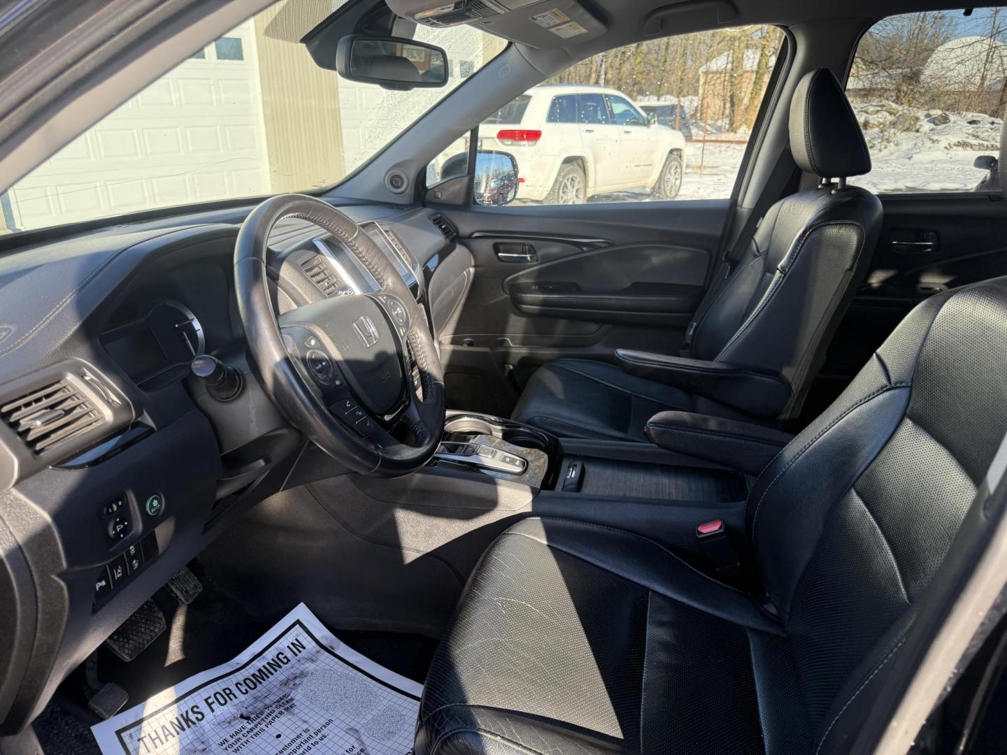 2018 Black /Black Honda Pilot Elite 4WD (5FNYF6H08JB) with an 3.5L V6 SOHC 24V engine, Automatic transmission, located at 547 E. Main St., Orwell, OH, 44076, (440) 437-5893, 41.535435, -80.847855 - One Owner ---- 2018 Honda Pilot Elite AWD – Luxury, Advanced Safety, and Family-Friendly Versatility Upgrade your family’s driving experience with this 2018 Honda Pilot Elite AWD. Powered by a robust 3.5L Earthdreams V6 engine and a smooth 9-speed automatic transmission, this SUV offers both - Photo#14