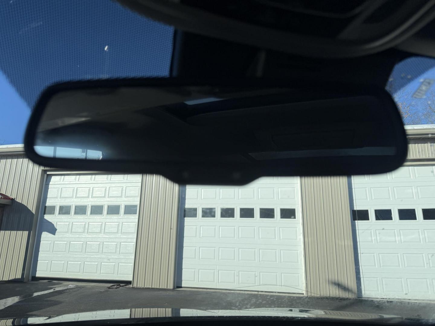 2018 Black /Black Honda Pilot Elite 4WD (5FNYF6H08JB) with an 3.5L V6 SOHC 24V engine, Automatic transmission, located at 547 E. Main St., Orwell, OH, 44076, (440) 437-5893, 41.535435, -80.847855 - One Owner ---- 2018 Honda Pilot Elite AWD – Luxury, Advanced Safety, and Family-Friendly Versatility Upgrade your family’s driving experience with this 2018 Honda Pilot Elite AWD. Powered by a robust 3.5L Earthdreams V6 engine and a smooth 9-speed automatic transmission, this SUV offers both - Photo#32