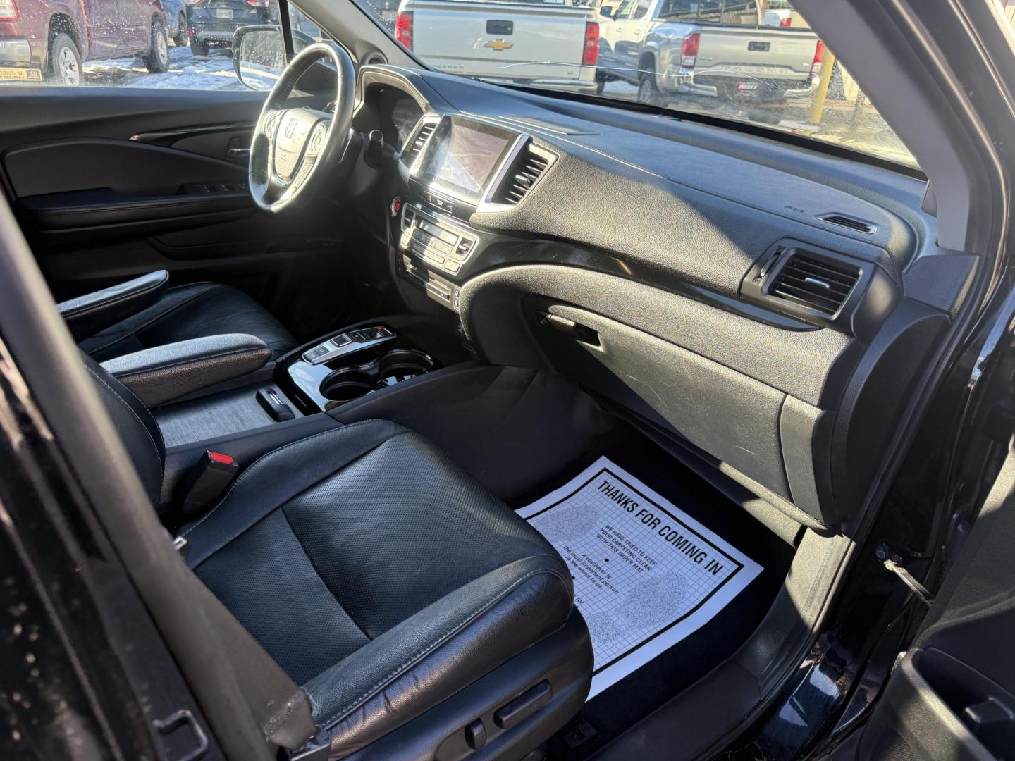 2018 Black /Black Honda Pilot Elite 4WD (5FNYF6H08JB) with an 3.5L V6 SOHC 24V engine, Automatic transmission, located at 547 E. Main St., Orwell, OH, 44076, (440) 437-5893, 41.535435, -80.847855 - One Owner ---- 2018 Honda Pilot Elite AWD – Luxury, Advanced Safety, and Family-Friendly Versatility Upgrade your family’s driving experience with this 2018 Honda Pilot Elite AWD. Powered by a robust 3.5L Earthdreams V6 engine and a smooth 9-speed automatic transmission, this SUV offers both - Photo#48