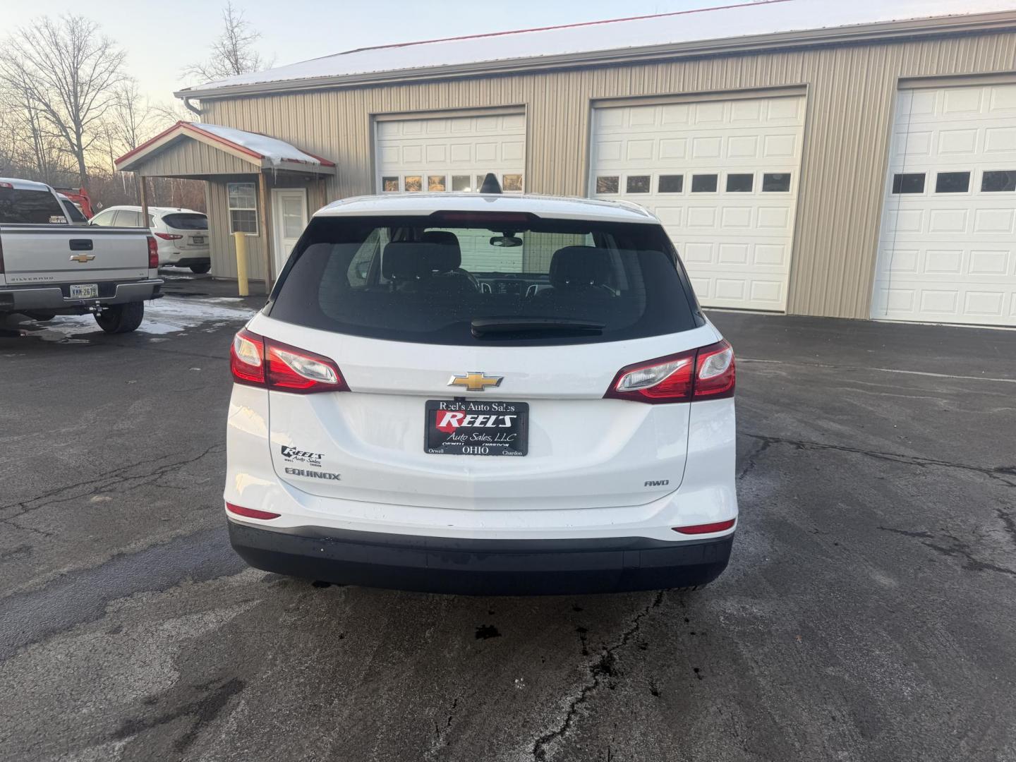 2019 White /White Chevrolet Equinox LS AWD (3GNAXSEV9KS) with an 1.5L I4 DOHC 16V TURBO engine, Automatic transmission, located at 547 E. Main St., Orwell, OH, 44076, (440) 437-5893, 41.535435, -80.847855 - One Owner ---- 2019 Chevrolet Equinox LS AWD – Efficient, Versatile, and Connected for Everyday Driving Enjoy the perfect blend of fuel efficiency, capability, and modern technology with this 2019 Chevrolet Equinox LS AWD. Featuring a responsive 1.5L Turbocharged EcoTec I4 engine paired with a - Photo#8