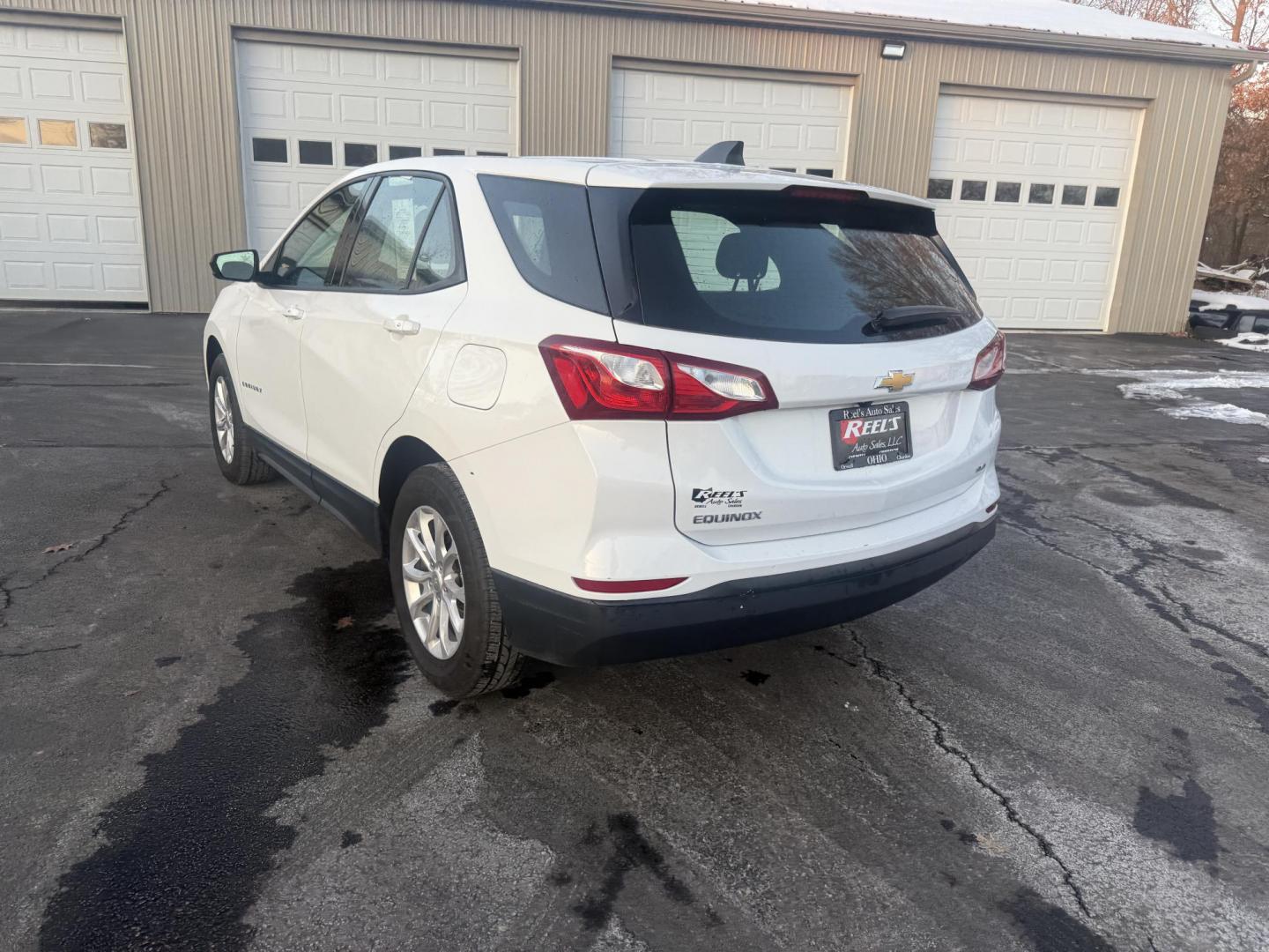 2019 White /White Chevrolet Equinox LS AWD (3GNAXSEV9KS) with an 1.5L I4 DOHC 16V TURBO engine, Automatic transmission, located at 547 E. Main St., Orwell, OH, 44076, (440) 437-5893, 41.535435, -80.847855 - One Owner ---- 2019 Chevrolet Equinox LS AWD – Efficient, Versatile, and Connected for Everyday Driving Enjoy the perfect blend of fuel efficiency, capability, and modern technology with this 2019 Chevrolet Equinox LS AWD. Featuring a responsive 1.5L Turbocharged EcoTec I4 engine paired with a - Photo#9