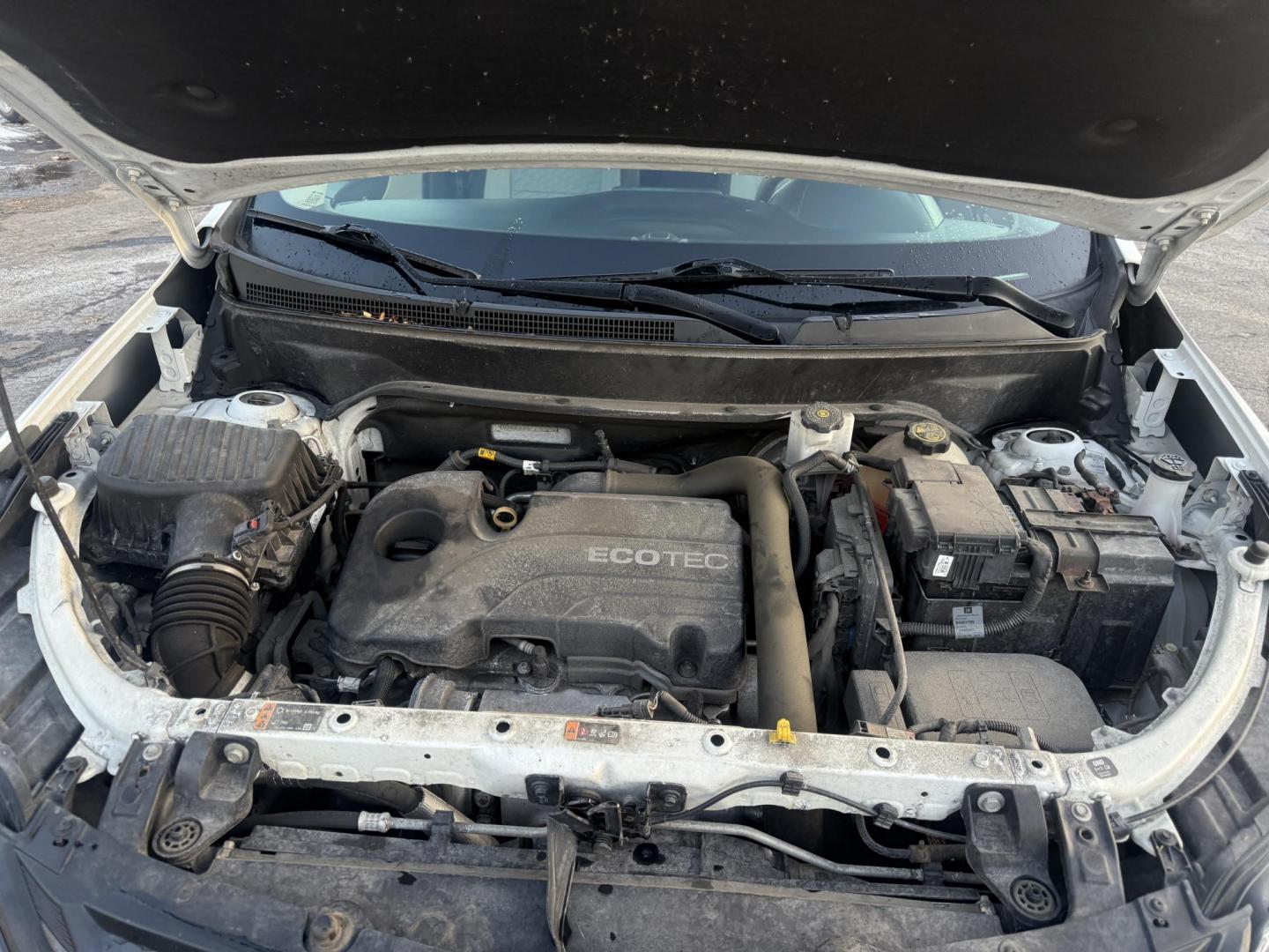 2019 White /White Chevrolet Equinox LS AWD (3GNAXSEV9KS) with an 1.5L I4 DOHC 16V TURBO engine, Automatic transmission, located at 547 E. Main St., Orwell, OH, 44076, (440) 437-5893, 41.535435, -80.847855 - One Owner ---- 2019 Chevrolet Equinox LS AWD – Efficient, Versatile, and Connected for Everyday Driving Enjoy the perfect blend of fuel efficiency, capability, and modern technology with this 2019 Chevrolet Equinox LS AWD. Featuring a responsive 1.5L Turbocharged EcoTec I4 engine paired with a - Photo#14