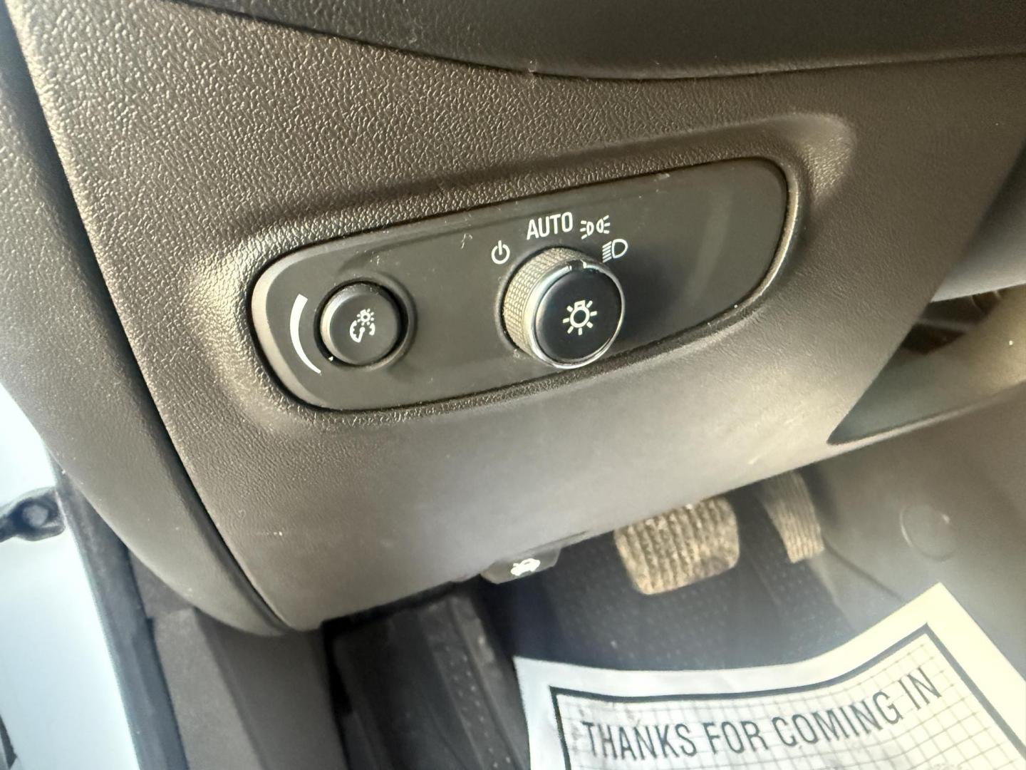 2019 White /White Chevrolet Equinox LS AWD (3GNAXSEV9KS) with an 1.5L I4 DOHC 16V TURBO engine, Automatic transmission, located at 547 E. Main St., Orwell, OH, 44076, (440) 437-5893, 41.535435, -80.847855 - One Owner ---- 2019 Chevrolet Equinox LS AWD – Efficient, Versatile, and Connected for Everyday Driving Enjoy the perfect blend of fuel efficiency, capability, and modern technology with this 2019 Chevrolet Equinox LS AWD. Featuring a responsive 1.5L Turbocharged EcoTec I4 engine paired with a - Photo#18