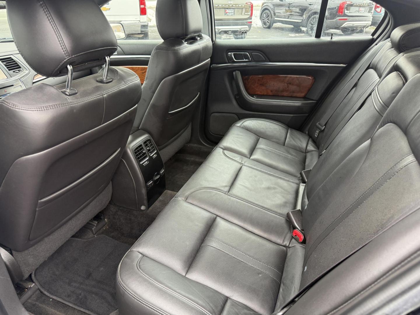 2016 Black /Black Lincoln MKS Elite EcoBoost AWD (1LNHL9FT6GG) with an 3.5L V6 DOHC 24V TWIN TURBO engine, Automatic transmission, located at 11115 Chardon Rd. , Chardon, OH, 44024, (440) 214-9705, 41.580246, -81.241943 - 2016 Lincoln MKS Elite AWD – Luxurious Performance, Cutting-Edge Technology, and Unmatched Comfort Experience the pinnacle of luxury and performance in this 2016 Lincoln MKS Elite AWD. Powered by a potent 3.5L Twin Turbo EcoBoost V6 engine paired with a smooth 6-speed automatic transmission, th - Photo#38