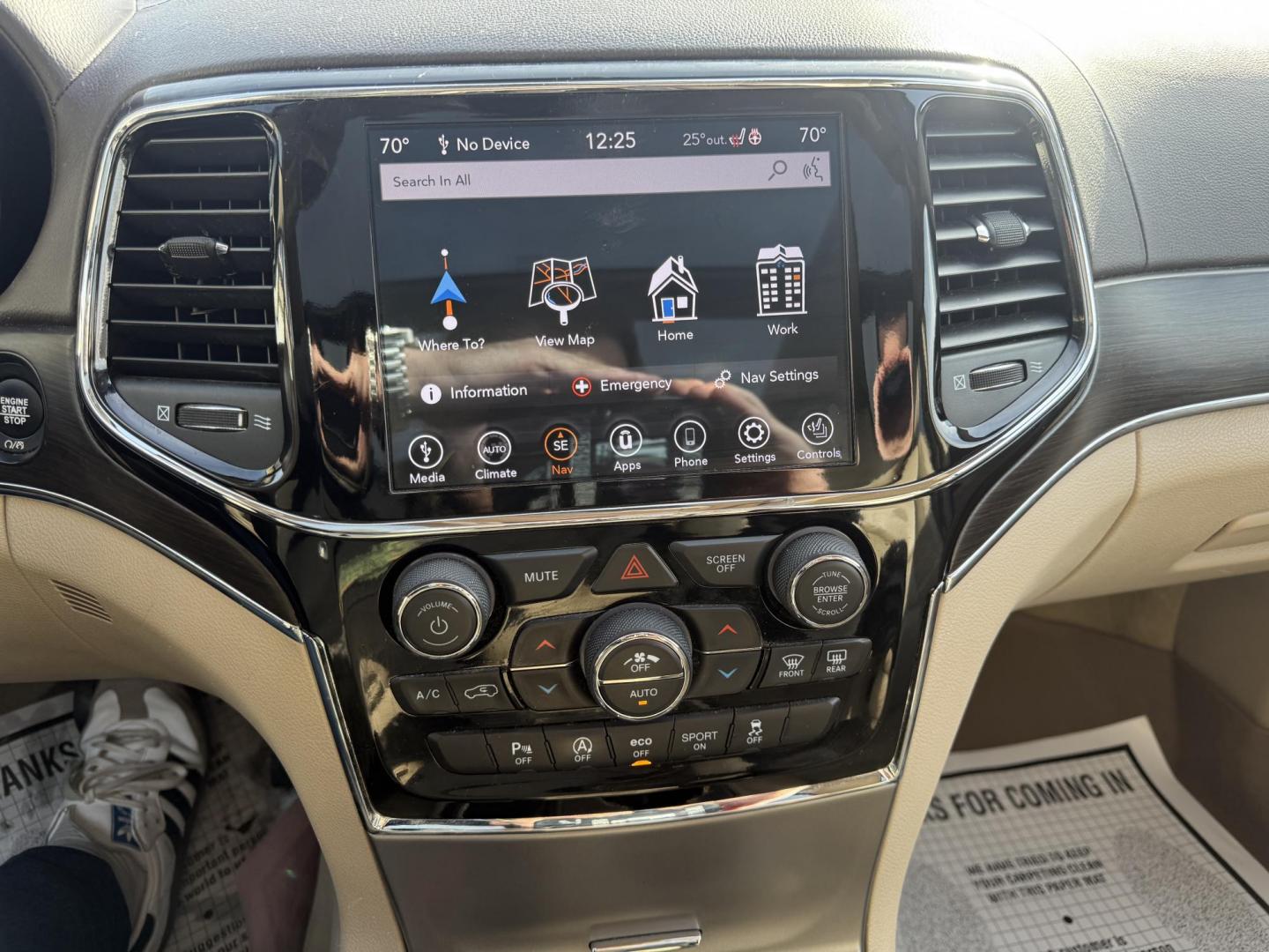 2020 White /Brown Jeep Grand Cherokee Overland 4WD (1C4RJFCG0LC) with an 3.6L V6 DOHC 24V engine, Automatic transmission, located at 547 E. Main St., Orwell, OH, 44076, (440) 437-5893, 41.535435, -80.847855 - 2020 Jeep Grand Cherokee Overland 4WD – Premium Luxury, Off-Road Capability, and Advanced Safety Elevate your driving experience with this 2020 Jeep Grand Cherokee Overland. Powered by a robust 3.6L Pentastar V6 engine and an 8-speed automatic transmission, this SUV offers a refined blend of po - Photo#34