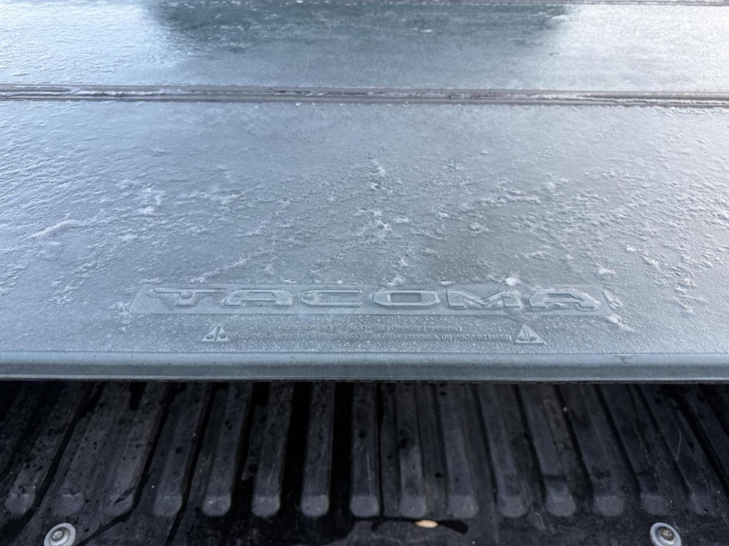 2016 Silver /Black Toyota Tacoma SR5 Double Cab Short Bed V6 5AT 4WD (3TMCZ5AN1GM) with an 3.5L V6 DOHC 24V engine, Automatic transmission, located at 547 E. Main St., Orwell, OH, 44076, (440) 437-5893, 41.535435, -80.847855 - 2016 Toyota Tacoma SR5 Crew Cab 4WD – Rugged Power, Reliability, and Versatile Performance Take on any adventure with confidence in this 2016 Toyota Tacoma SR5 Crew Cab 4WD. Powered by a durable 3.5L D-45 V6 engine and a smooth 6-speed automatic transmission, this truck delivers impressive perf - Photo#9