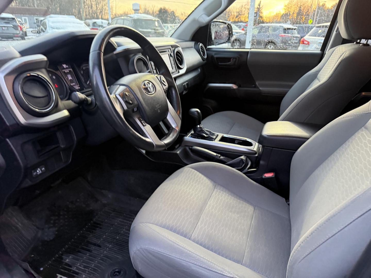 2016 Silver /Black Toyota Tacoma SR5 Double Cab Short Bed V6 5AT 4WD (3TMCZ5AN1GM) with an 3.5L V6 DOHC 24V engine, Automatic transmission, located at 547 E. Main St., Orwell, OH, 44076, (440) 437-5893, 41.535435, -80.847855 - 2016 Toyota Tacoma SR5 Crew Cab 4WD – Rugged Power, Reliability, and Versatile Performance Take on any adventure with confidence in this 2016 Toyota Tacoma SR5 Crew Cab 4WD. Powered by a durable 3.5L D-45 V6 engine and a smooth 6-speed automatic transmission, this truck delivers impressive perf - Photo#16