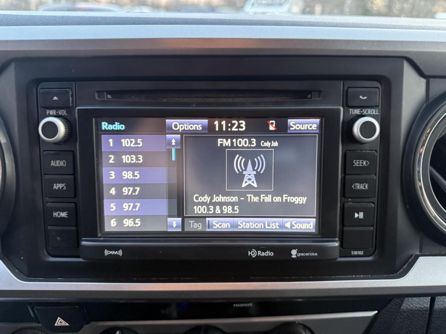 2016 Silver /Black Toyota Tacoma SR5 Double Cab Short Bed V6 5AT 4WD (3TMCZ5AN1GM) with an 3.5L V6 DOHC 24V engine, Automatic transmission, located at 547 E. Main St., Orwell, OH, 44076, (440) 437-5893, 41.535435, -80.847855 - 2016 Toyota Tacoma SR5 Crew Cab 4WD – Rugged Power, Reliability, and Versatile Performance Take on any adventure with confidence in this 2016 Toyota Tacoma SR5 Crew Cab 4WD. Powered by a durable 3.5L D-45 V6 engine and a smooth 6-speed automatic transmission, this truck delivers impressive perf - Photo#23