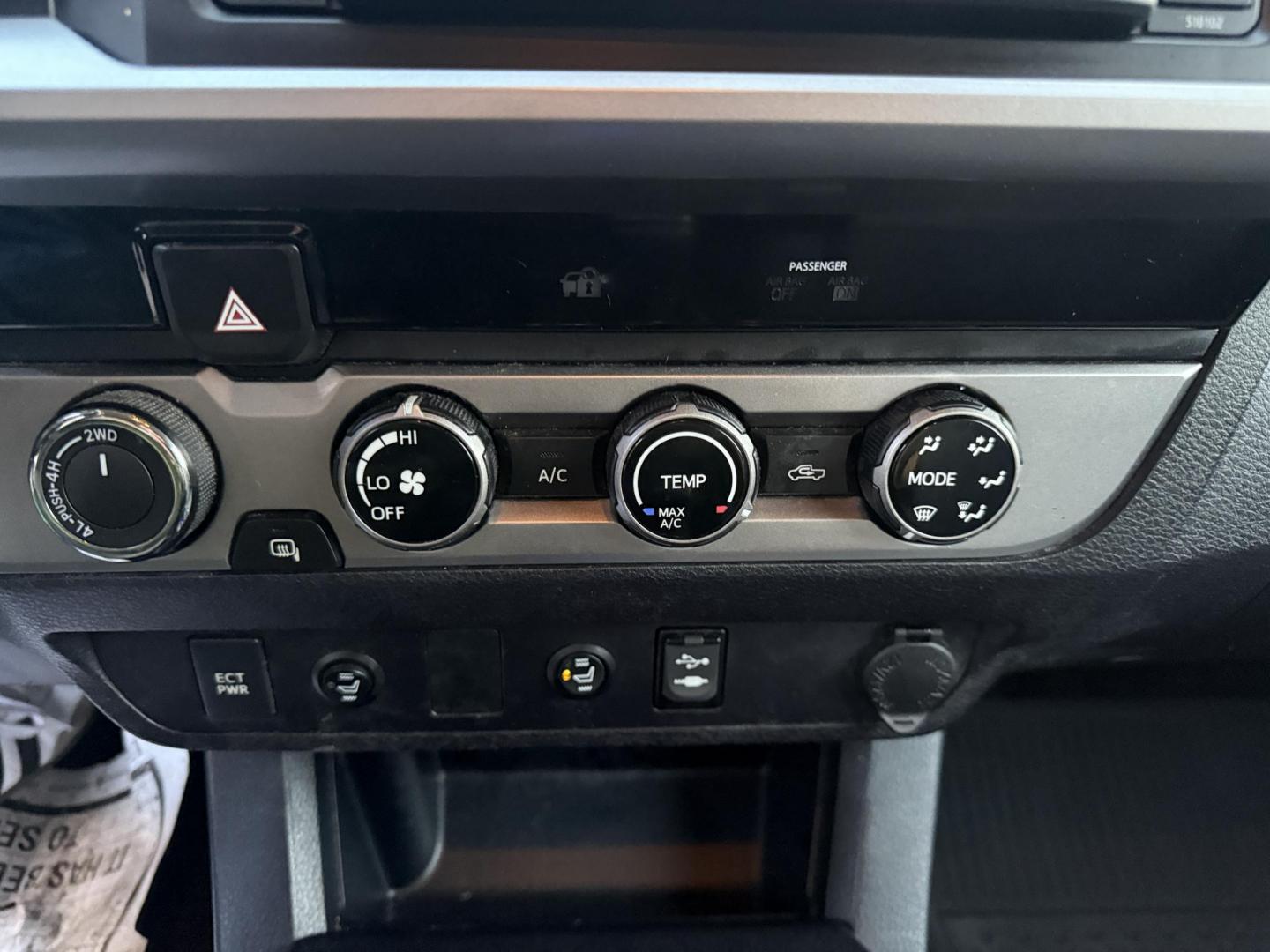 2016 Silver /Black Toyota Tacoma SR5 Double Cab Short Bed V6 5AT 4WD (3TMCZ5AN1GM) with an 3.5L V6 DOHC 24V engine, Automatic transmission, located at 547 E. Main St., Orwell, OH, 44076, (440) 437-5893, 41.535435, -80.847855 - 2016 Toyota Tacoma SR5 Crew Cab 4WD – Rugged Power, Reliability, and Versatile Performance Take on any adventure with confidence in this 2016 Toyota Tacoma SR5 Crew Cab 4WD. Powered by a durable 3.5L D-45 V6 engine and a smooth 6-speed automatic transmission, this truck delivers impressive perf - Photo#26