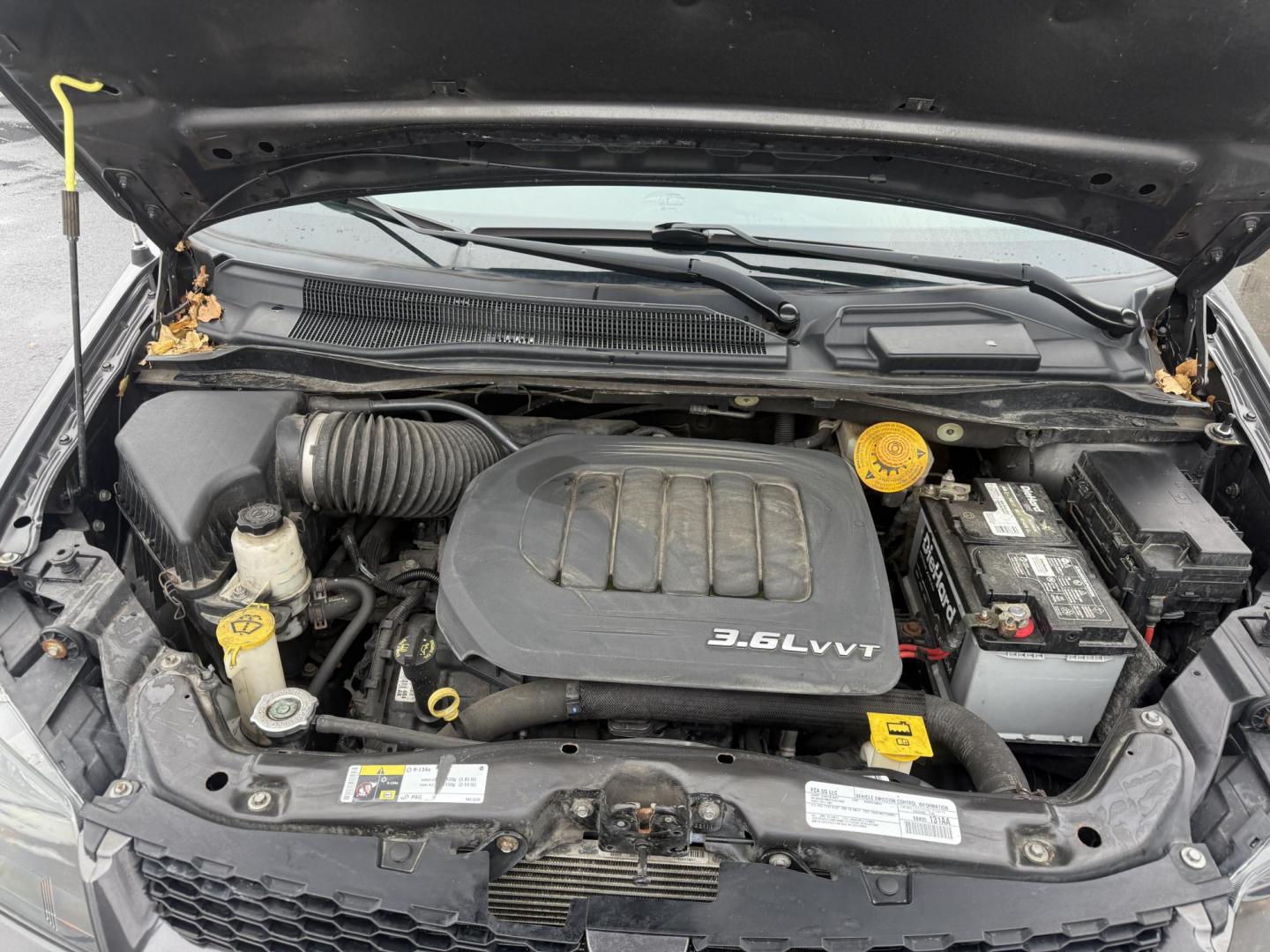 2018 Gray /Black Dodge Grand Caravan GT (2C4RDGEG0JR) with an 3.6L V6 DOHC 24V FFV engine, Automatic transmission, located at 547 E. Main St., Orwell, OH, 44076, (440) 437-5893, 41.535435, -80.847855 - One Owner ---- 2018 Dodge Grand Caravan GT – Versatile Family Cruiser with Premium Comfort and Tech Experience the perfect blend of practicality, comfort, and technology with this 2018 Dodge Grand Caravan GT. Powered by a reliable 3.6L Pentastar V6 engine and a smooth 6-speed automatic transmis - Photo#14