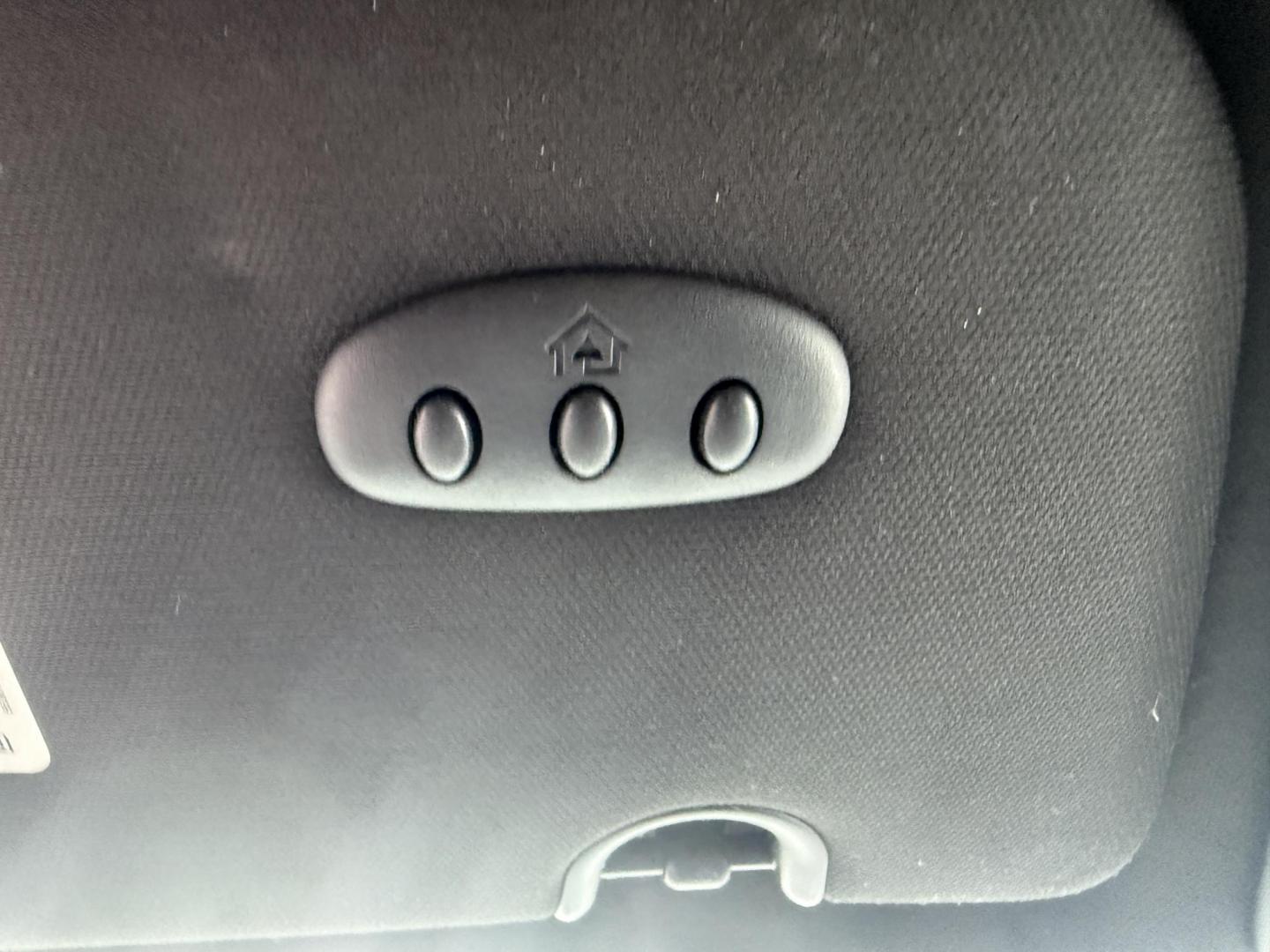 2018 Gray /Black Dodge Grand Caravan GT (2C4RDGEG0JR) with an 3.6L V6 DOHC 24V FFV engine, Automatic transmission, located at 547 E. Main St., Orwell, OH, 44076, (440) 437-5893, 41.535435, -80.847855 - One Owner ---- 2018 Dodge Grand Caravan GT – Versatile Family Cruiser with Premium Comfort and Tech Experience the perfect blend of practicality, comfort, and technology with this 2018 Dodge Grand Caravan GT. Powered by a reliable 3.6L Pentastar V6 engine and a smooth 6-speed automatic transmis - Photo#30