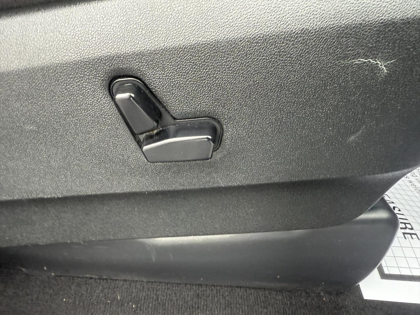 2018 Gray /Black Dodge Grand Caravan GT (2C4RDGEG0JR) with an 3.6L V6 DOHC 24V FFV engine, Automatic transmission, located at 547 E. Main St., Orwell, OH, 44076, (440) 437-5893, 41.535435, -80.847855 - One Owner ---- 2018 Dodge Grand Caravan GT – Versatile Family Cruiser with Premium Comfort and Tech Experience the perfect blend of practicality, comfort, and technology with this 2018 Dodge Grand Caravan GT. Powered by a reliable 3.6L Pentastar V6 engine and a smooth 6-speed automatic transmis - Photo#43