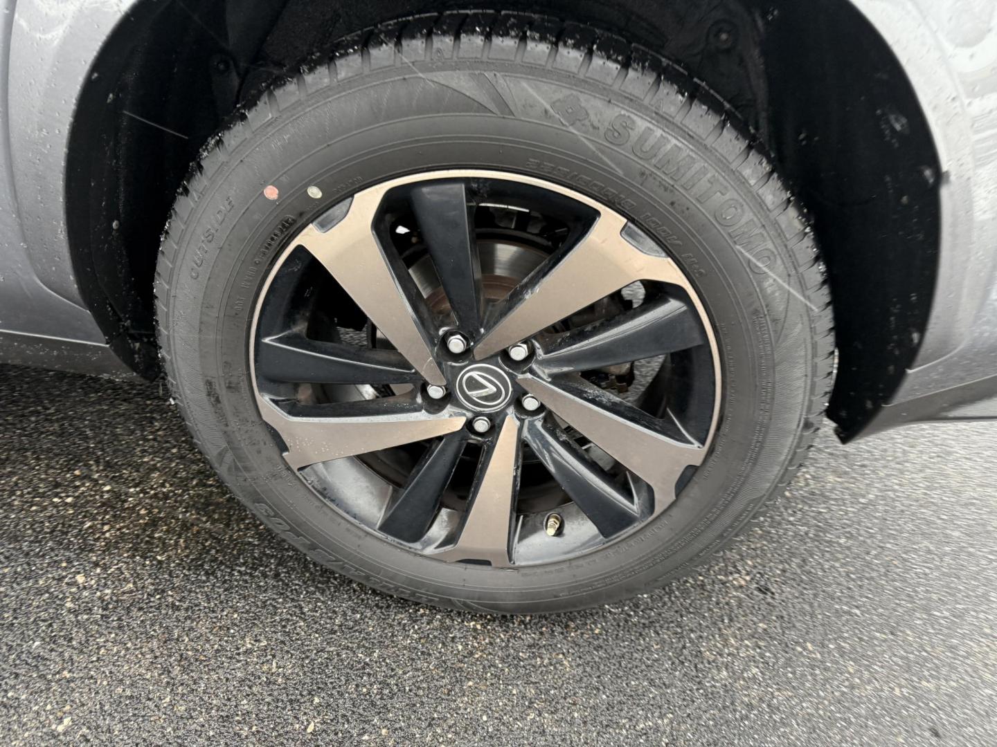 2020 Gray /Black Lexus NX 300 Premium AWD (JTJGARDZ8L2) with an 2.0L I4 DOHC 16V Turbo engine, Automatic transmission, located at 11115 Chardon Rd. , Chardon, OH, 44024, (440) 214-9705, 41.580246, -81.241943 - 2020 Lexus NX 300 AWD – Sophisticated Luxury, Advanced Safety, and Turbocharged Performance Experience refined luxury and dynamic performance with this 2020 Lexus NX 300 AWD. Powered by a 2.0L turbocharged I4 engine and a smooth 6-speed automatic transmission, this SUV delivers impressive power - Photo#11