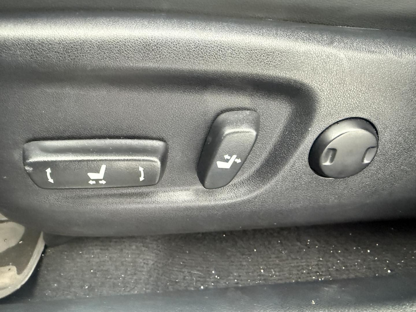 2020 Gray /Black Lexus NX 300 Premium AWD (JTJGARDZ8L2) with an 2.0L I4 DOHC 16V Turbo engine, Automatic transmission, located at 11115 Chardon Rd. , Chardon, OH, 44024, (440) 214-9705, 41.580246, -81.241943 - 2020 Lexus NX 300 AWD – Sophisticated Luxury, Advanced Safety, and Turbocharged Performance Experience refined luxury and dynamic performance with this 2020 Lexus NX 300 AWD. Powered by a 2.0L turbocharged I4 engine and a smooth 6-speed automatic transmission, this SUV delivers impressive power - Photo#19