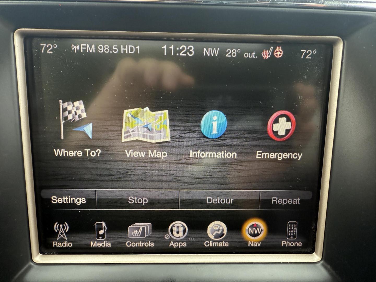 2014 Gray /Black Jeep Grand Cherokee Limited 4WD (1C4RJFBG0EC) with an 3.6L V6 DOHC 24V FFV engine, Automatic transmission, located at 11115 Chardon Rd. , Chardon, OH, 44024, (440) 214-9705, 41.580246, -81.241943 - Photo#30