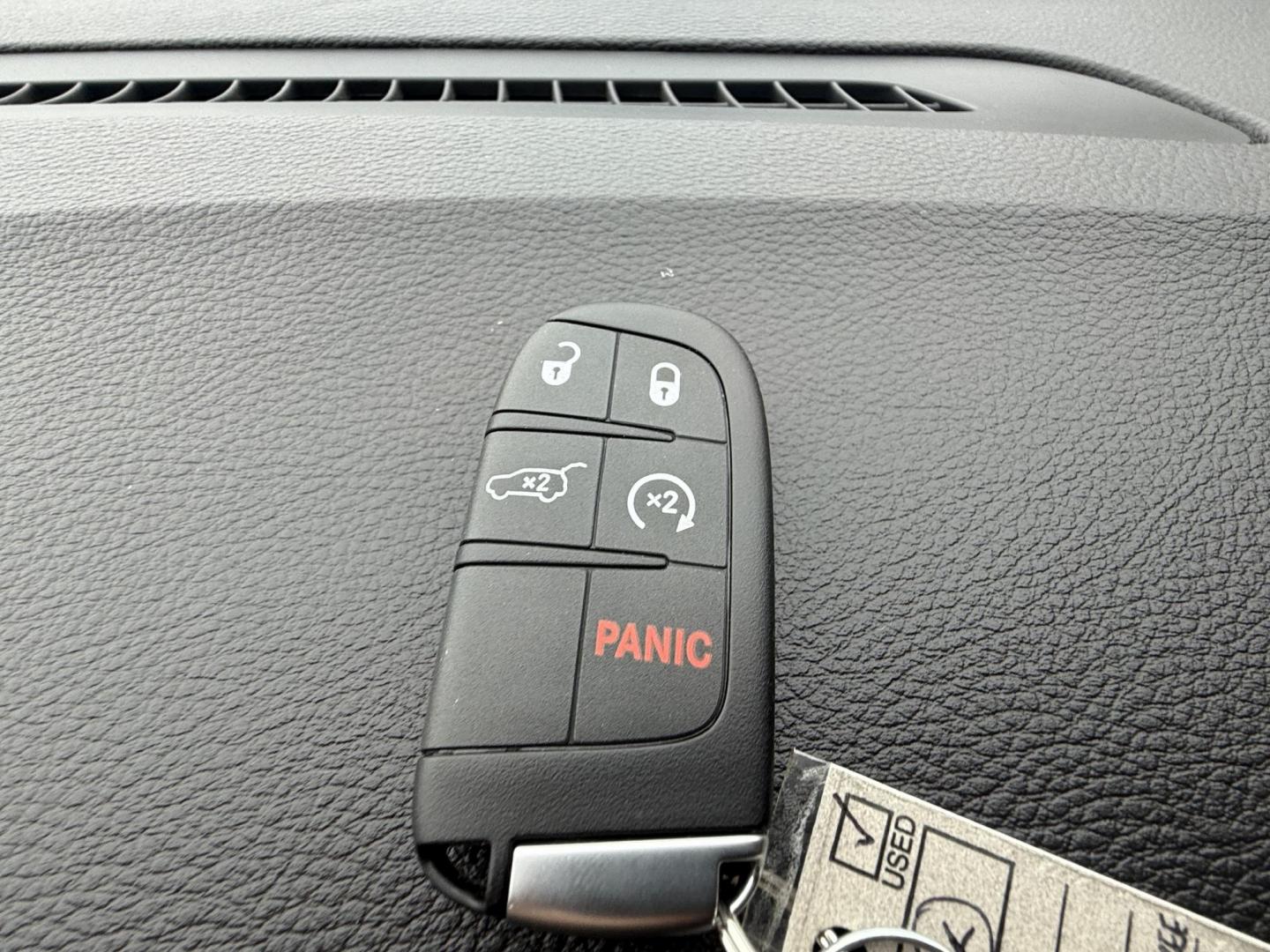 2014 Gray /Black Jeep Grand Cherokee Limited 4WD (1C4RJFBG0EC) with an 3.6L V6 DOHC 24V FFV engine, Automatic transmission, located at 11115 Chardon Rd. , Chardon, OH, 44024, (440) 214-9705, 41.580246, -81.241943 - Photo#49