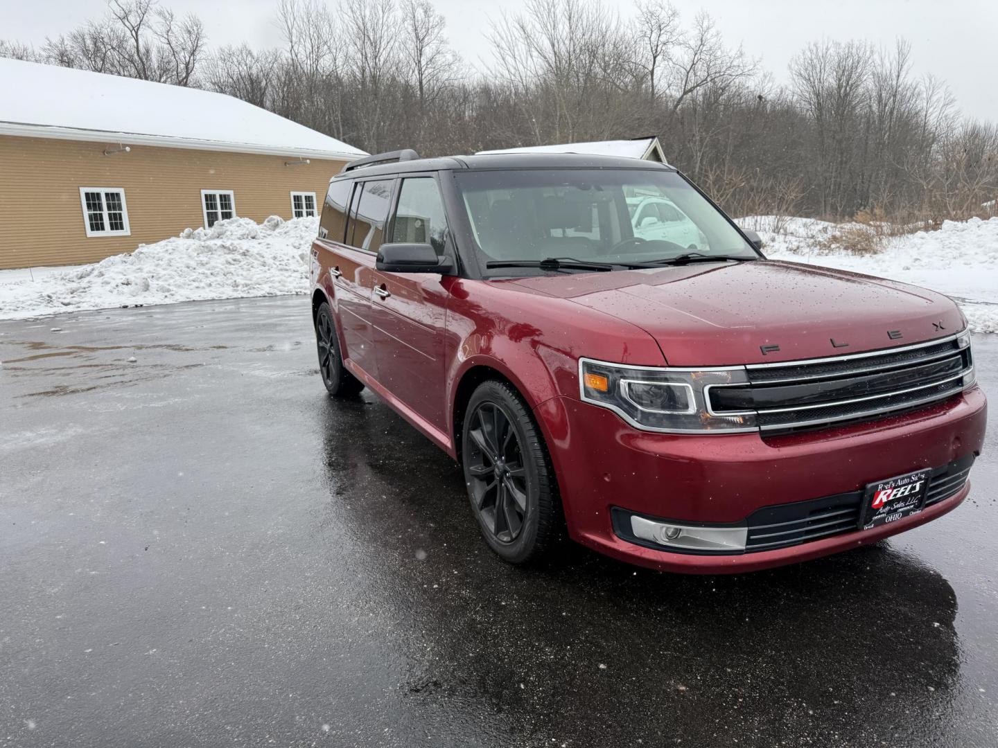 2017 Red /Gray Ford Flex Limited AWD w/EcoBoost (2FMHK6DTXHB) with an 3.5L V6 DOHC 24V TWIN TURBO engine, Automatic transmission, located at 11115 Chardon Rd. , Chardon, OH, 44024, (440) 214-9705, 41.580246, -81.241943 - Photo#2
