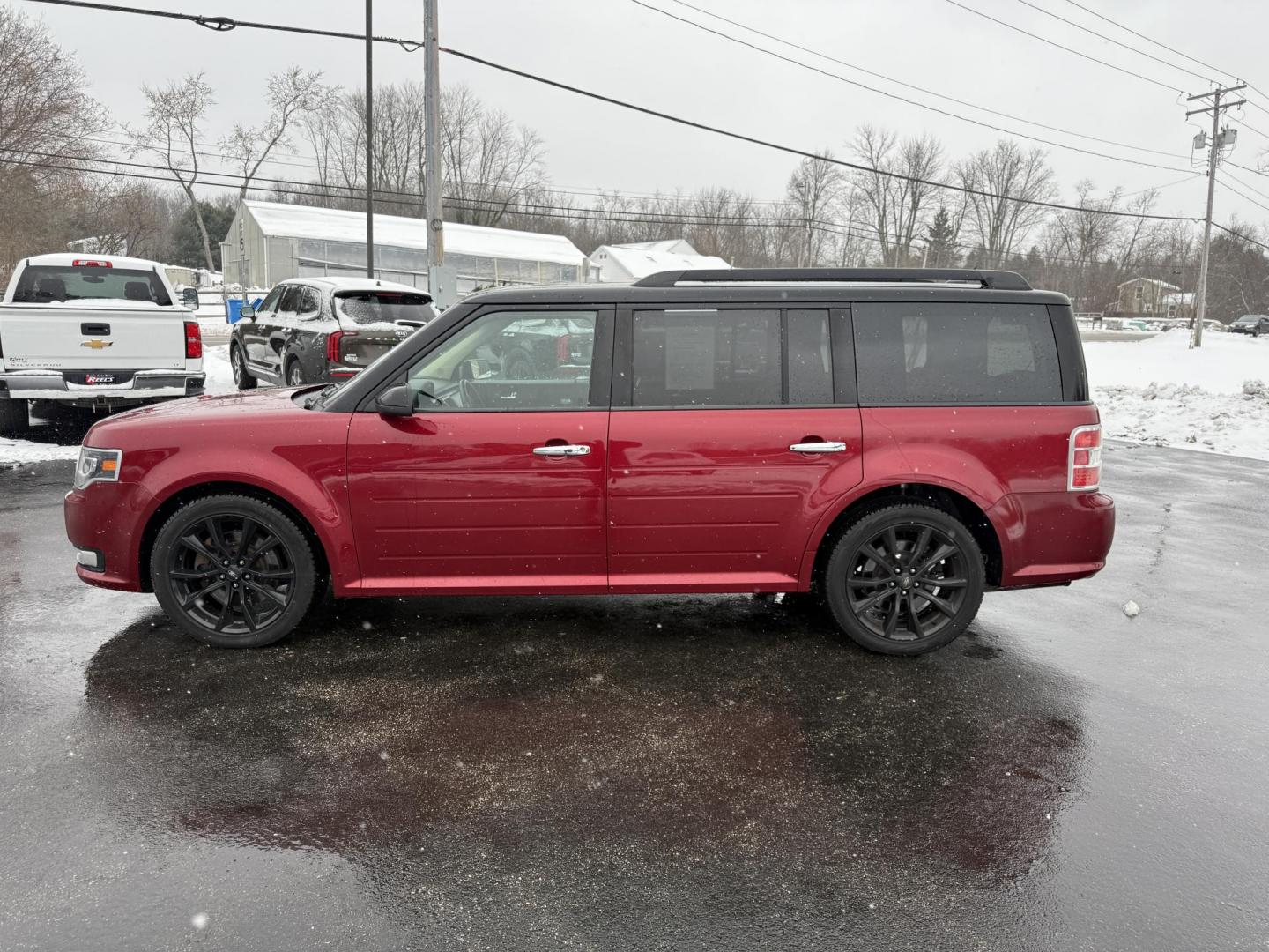 2017 Red /Gray Ford Flex Limited AWD w/EcoBoost (2FMHK6DTXHB) with an 3.5L V6 DOHC 24V TWIN TURBO engine, Automatic transmission, located at 11115 Chardon Rd. , Chardon, OH, 44024, (440) 214-9705, 41.580246, -81.241943 - Photo#12