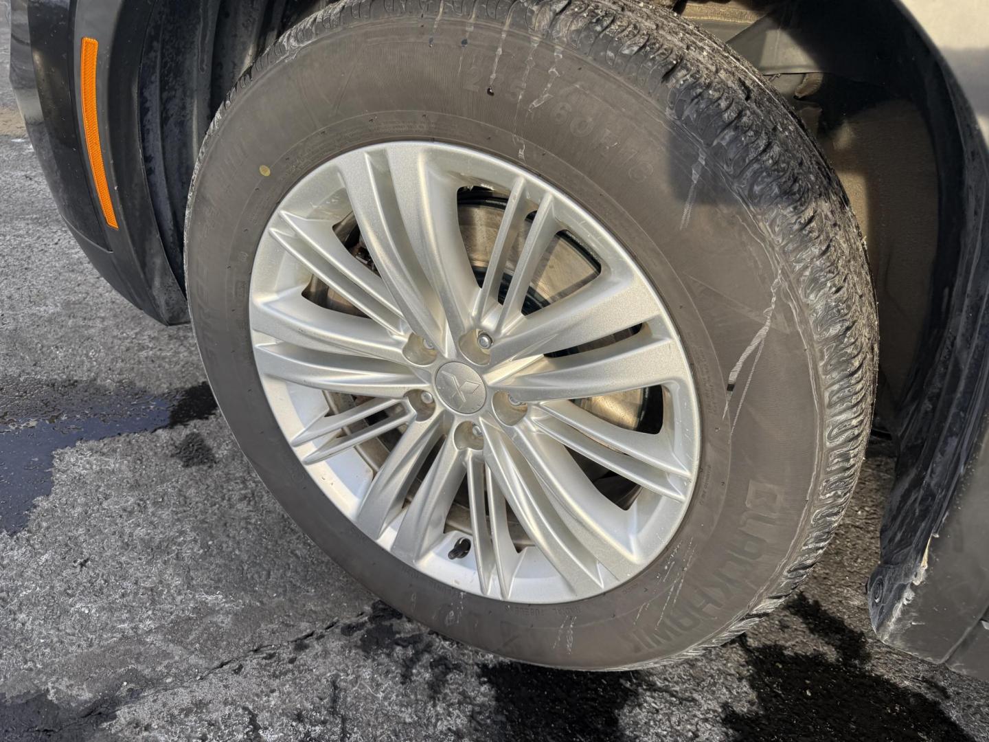 2022 Black /Black Mitsubishi Outlander ES 4WD (JA4J4TA82NZ) with an 2.5L I4 DOHC 16V engine, Automatic transmission, located at 547 E. Main St., Orwell, OH, 44076, (440) 437-5893, 41.535435, -80.847855 - Photo#12