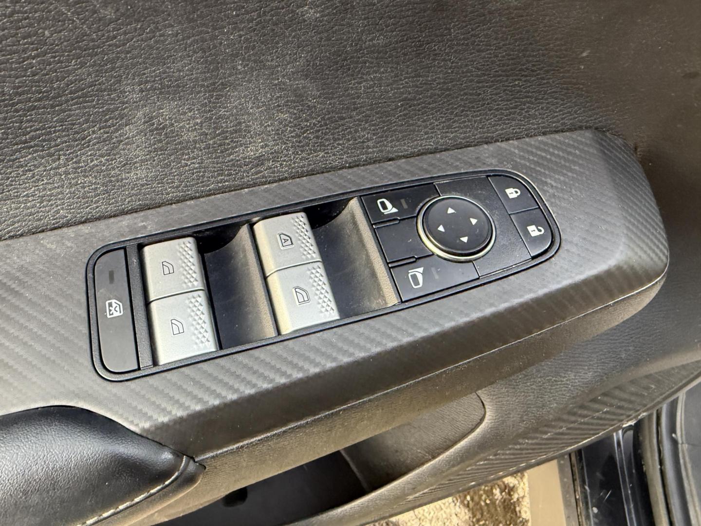 2022 Black /Black Mitsubishi Outlander ES 4WD (JA4J4TA82NZ) with an 2.5L I4 DOHC 16V engine, Automatic transmission, located at 547 E. Main St., Orwell, OH, 44076, (440) 437-5893, 41.535435, -80.847855 - Photo#16