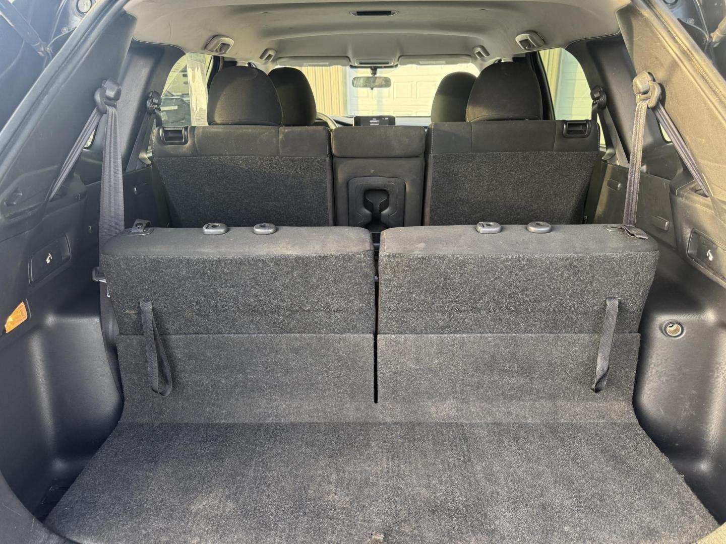 2022 Black /Black Mitsubishi Outlander ES 4WD (JA4J4TA82NZ) with an 2.5L I4 DOHC 16V engine, Automatic transmission, located at 547 E. Main St., Orwell, OH, 44076, (440) 437-5893, 41.535435, -80.847855 - Photo#33