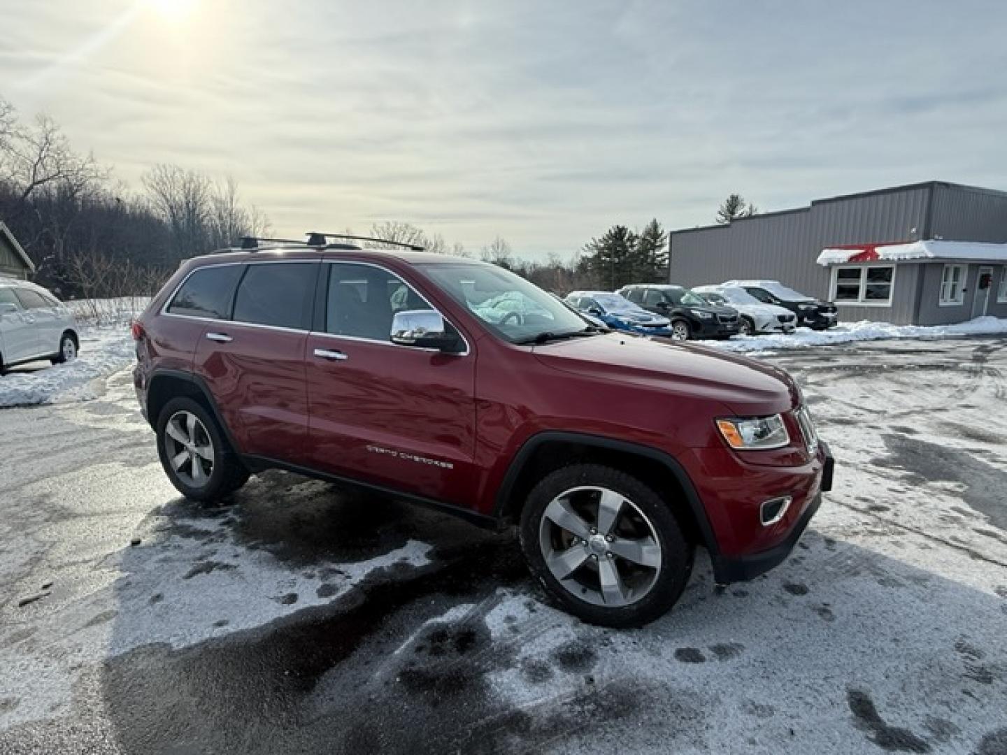 2015 Red /Black Jeep Grand Cherokee Limited 4WD (1C4RJFBG8FC) with an 3.6L V6 DOHC 24V engine, Automatic transmission, located at 11115 Chardon Rd. , Chardon, OH, 44024, (440) 214-9705, 41.580246, -81.241943 - 2015 Jeep Grand Cherokee Limited 4WD – Refined Comfort, Legendary Capability, and Smart Technology Step up to premium SUV luxury with this 2015 Jeep Grand Cherokee Limited 4WD. Powered by a proven 3.6L Pentastar V6 engine paired with an advanced 8-speed automatic transmission, this Grand Cherok - Photo#3