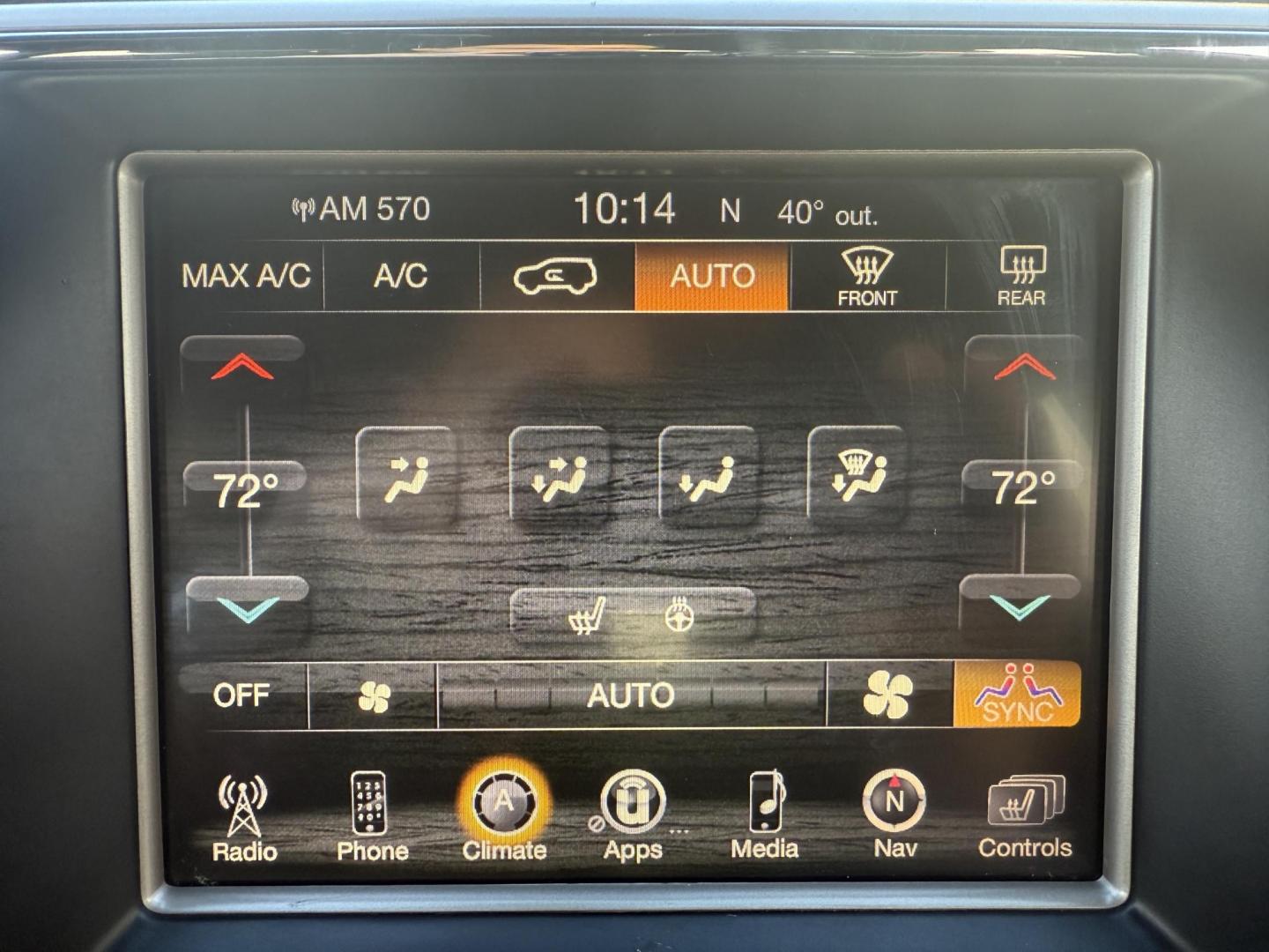 2015 Red /Black Jeep Grand Cherokee Limited 4WD (1C4RJFBG7FC) with an 3.6L V6 DOHC 24V FFV engine, Automatic transmission, located at 547 E. Main St., Orwell, OH, 44076, (440) 437-5893, 41.535435, -80.847855 - 2015 Jeep Grand Cherokee Limited 4WD – Premium Comfort, Practical Capability, and Modern Technology Experience the perfect blend of luxury and versatility with this 2015 Jeep Grand Cherokee Limited 4WD. Equipped with a powerful 3.6L Pentastar V6 engine and an efficient 8-speed automatic transmi - Photo#31