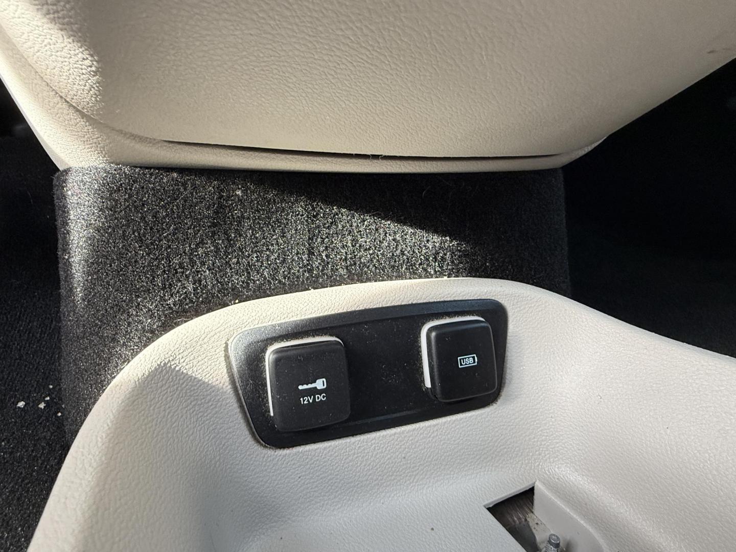 2017 Silver /Black Chrysler Pacifica Touring-L (2C4RC1BG0HR) with an 3.6L V6 DOHC 24V engine, Automatic transmission, located at 547 E. Main St., Orwell, OH, 44076, (440) 437-5893, 41.535435, -80.847855 - 2017 Chrysler Pacifica Touring L – Family-Focused Comfort, Efficiency, and Versatility Upgrade your family’s driving experience with this 2017 Chrysler Pacifica Touring L. Powered by a reliable 3.6L Pentastar V6 engine paired with a smooth 9-speed automatic transmission, this minivan delivers - Photo#25