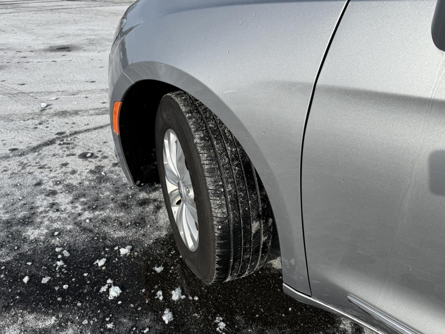 2017 Silver /Black Chrysler Pacifica Touring-L (2C4RC1BG0HR) with an 3.6L V6 DOHC 24V engine, Automatic transmission, located at 547 E. Main St., Orwell, OH, 44076, (440) 437-5893, 41.535435, -80.847855 - 2017 Chrysler Pacifica Touring L – Family-Focused Comfort, Efficiency, and Versatility Upgrade your family’s driving experience with this 2017 Chrysler Pacifica Touring L. Powered by a reliable 3.6L Pentastar V6 engine paired with a smooth 9-speed automatic transmission, this minivan delivers - Photo#39