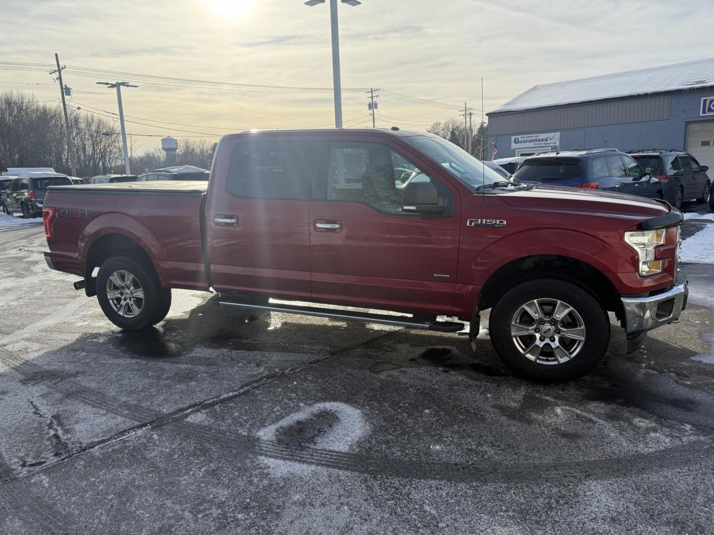 2017 Red /Gray Ford F-150 XLT SuperCrew 6.5-ft. Bed 4WD (1FTFW1EG6HF) with an 3.5 V6 TWIN TURBO engine, Automatic transmission, located at 547 E. Main St., Orwell, OH, 44076, (440) 437-5893, 41.535435, -80.847855 - 2017 Ford F-150 XLT Crew Cab 4WD – Powerful Performance, Advanced Technology, and Everyday Comfort Take command of the road and the jobsite with this 2017 Ford F-150 XLT Crew Cab 4WD. Powered by a robust 3.5L twin-turbo EcoBoost V6 engine paired with a 10-speed automatic transmission, this truc - Photo#3