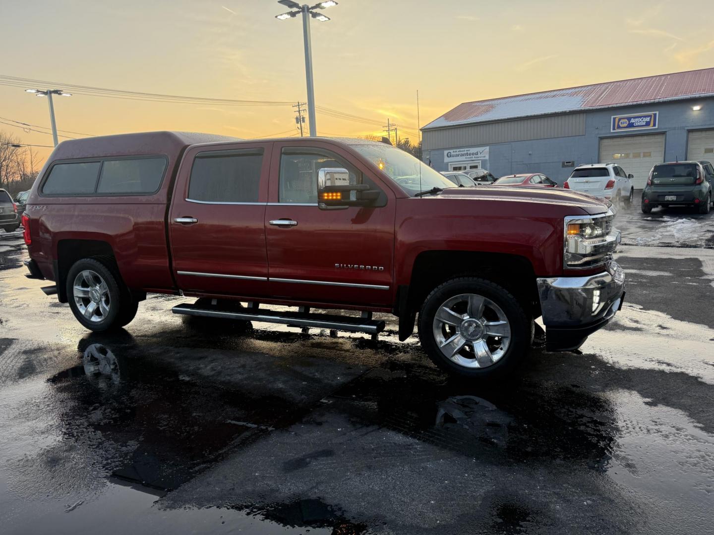 2018 Red /Black Chevrolet Silverado 1500 LTZ Crew Cab 4WD (3GCUKSEJ5JG) with an 6.2L V8 OHV 16V engine, Automatic transmission, located at 547 E. Main St., Orwell, OH, 44076, (440) 437-5893, 41.535435, -80.847855 - 2018 Chevrolet Silverado 1500 LTZ Crew Cab 4WD – Unmatched Power, Premium Comfort, and Advanced Technology Experience the perfect combination of strength, luxury, and innovation with this 2018 Chevrolet Silverado 1500 LTZ Crew Cab 4WD. Under the hood, a commanding 6.2L EcoTec3 V8 engine deliver - Photo#3