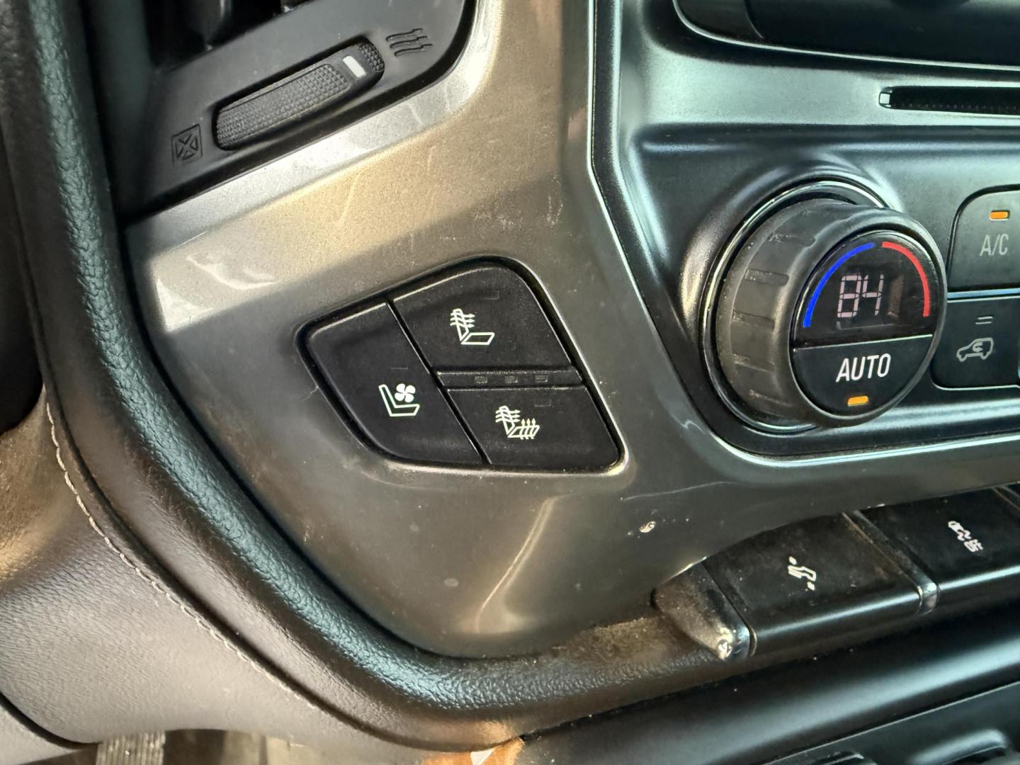 2018 Red /Black Chevrolet Silverado 1500 LTZ Crew Cab 4WD (3GCUKSEJ5JG) with an 6.2L V8 OHV 16V engine, Automatic transmission, located at 547 E. Main St., Orwell, OH, 44076, (440) 437-5893, 41.535435, -80.847855 - 2018 Chevrolet Silverado 1500 LTZ Crew Cab 4WD – Unmatched Power, Premium Comfort, and Advanced Technology Experience the perfect combination of strength, luxury, and innovation with this 2018 Chevrolet Silverado 1500 LTZ Crew Cab 4WD. Under the hood, a commanding 6.2L EcoTec3 V8 engine deliver - Photo#34