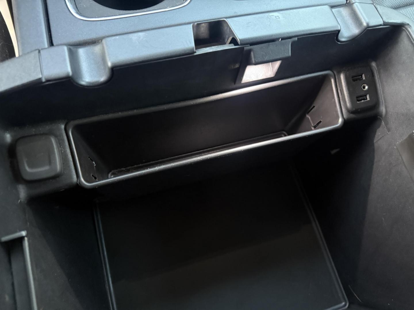 2018 Red /Black Chevrolet Silverado 1500 LTZ Crew Cab 4WD (3GCUKSEJ5JG) with an 6.2L V8 OHV 16V engine, Automatic transmission, located at 547 E. Main St., Orwell, OH, 44076, (440) 437-5893, 41.535435, -80.847855 - 2018 Chevrolet Silverado 1500 LTZ Crew Cab 4WD – Unmatched Power, Premium Comfort, and Advanced Technology Experience the perfect combination of strength, luxury, and innovation with this 2018 Chevrolet Silverado 1500 LTZ Crew Cab 4WD. Under the hood, a commanding 6.2L EcoTec3 V8 engine deliver - Photo#39