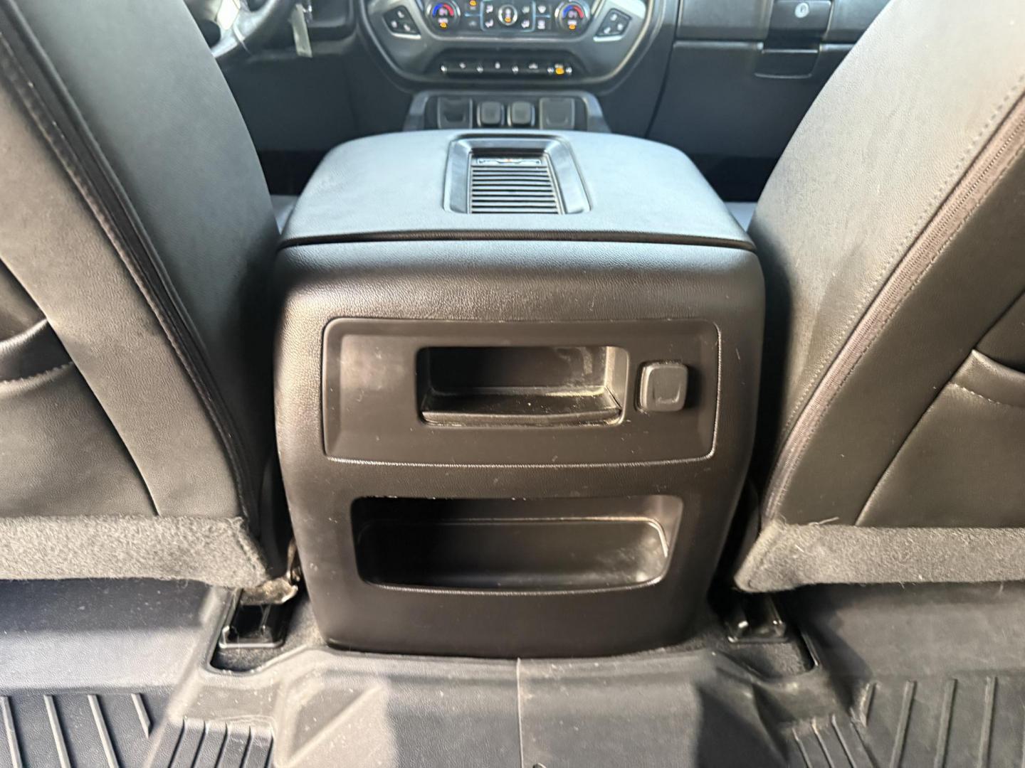 2018 Red /Black Chevrolet Silverado 1500 LTZ Crew Cab 4WD (3GCUKSEJ5JG) with an 6.2L V8 OHV 16V engine, Automatic transmission, located at 547 E. Main St., Orwell, OH, 44076, (440) 437-5893, 41.535435, -80.847855 - 2018 Chevrolet Silverado 1500 LTZ Crew Cab 4WD – Unmatched Power, Premium Comfort, and Advanced Technology Experience the perfect combination of strength, luxury, and innovation with this 2018 Chevrolet Silverado 1500 LTZ Crew Cab 4WD. Under the hood, a commanding 6.2L EcoTec3 V8 engine deliver - Photo#43