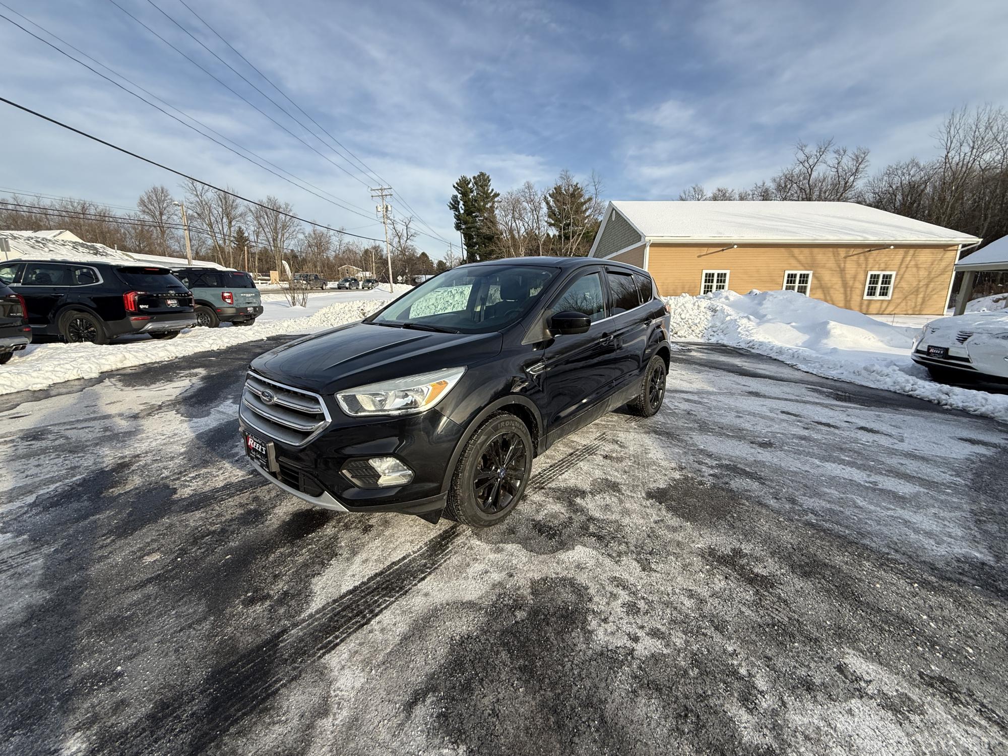 photo of 2017 Ford Escape SE 4WD