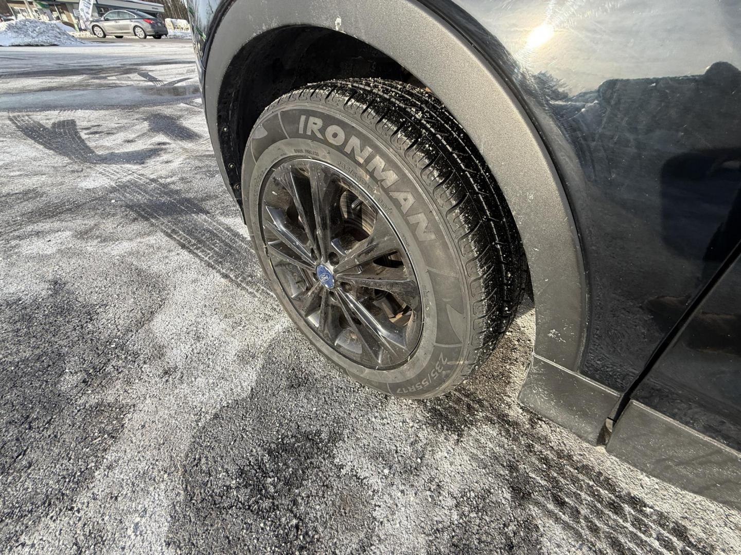 2017 Black /Black Ford Escape SE 4WD (1FMCU9GDXHU) with an 1.5L I4 DOHC 16V Turbo engine, Automatic transmission, located at 11115 Chardon Rd. , Chardon, OH, 44024, (440) 214-9705, 41.580246, -81.241943 - 2017 Ford Escape SE 4WD – Versatile Efficiency, Comfort, and Confidence Upgrade your daily drive with this 2017 Ford Escape SE 4WD, combining smart features and practical performance. Powered by a responsive 1.5L turbocharged EcoTec I4 engine with a 6-speed automatic transmission, this SUV deli - Photo#8