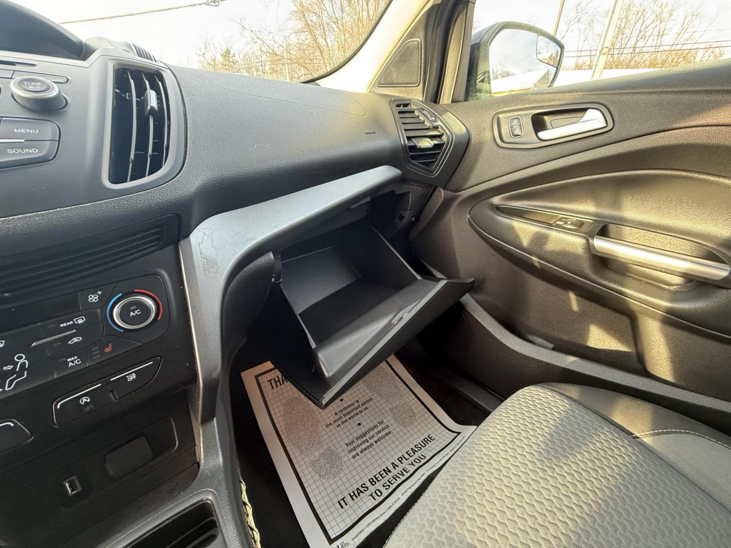 2017 Black /Black Ford Escape SE 4WD (1FMCU9GDXHU) with an 1.5L I4 DOHC 16V Turbo engine, Automatic transmission, located at 11115 Chardon Rd. , Chardon, OH, 44024, (440) 214-9705, 41.580246, -81.241943 - 2017 Ford Escape SE 4WD – Versatile Efficiency, Comfort, and Confidence Upgrade your daily drive with this 2017 Ford Escape SE 4WD, combining smart features and practical performance. Powered by a responsive 1.5L turbocharged EcoTec I4 engine with a 6-speed automatic transmission, this SUV deli - Photo#19