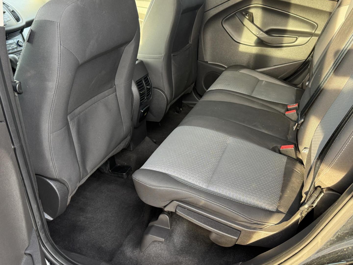 2017 Black /Black Ford Escape SE 4WD (1FMCU9GDXHU) with an 1.5L I4 DOHC 16V Turbo engine, Automatic transmission, located at 11115 Chardon Rd. , Chardon, OH, 44024, (440) 214-9705, 41.580246, -81.241943 - 2017 Ford Escape SE 4WD – Versatile Efficiency, Comfort, and Confidence Upgrade your daily drive with this 2017 Ford Escape SE 4WD, combining smart features and practical performance. Powered by a responsive 1.5L turbocharged EcoTec I4 engine with a 6-speed automatic transmission, this SUV deli - Photo#24