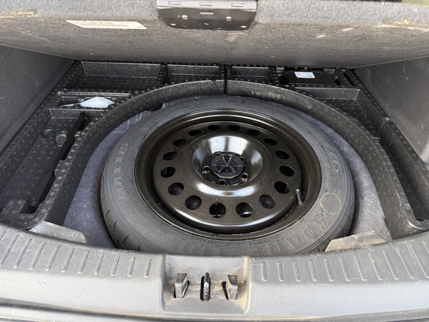 2019 Gray /Gray Ford Escape SEL 4WD (1FMCU9HDXKU) with an 1.5L I4 DOHC 16V Turbo engine, Automatic transmission, located at 11115 Chardon Rd. , Chardon, OH, 44024, (440) 214-9705, 41.580246, -81.241943 - 2019 Ford Escape SEL 4WD – Stylish Comfort, Advanced Safety, and Efficient Performance Elevate your driving experience with this 2019 Ford Escape SEL 4WD. Powered by a fuel-efficient 1.5L turbocharged EcoTec I4 engine and a smooth 6-speed automatic transmission, this SUV delivers up to 28 MPG h - Photo#34