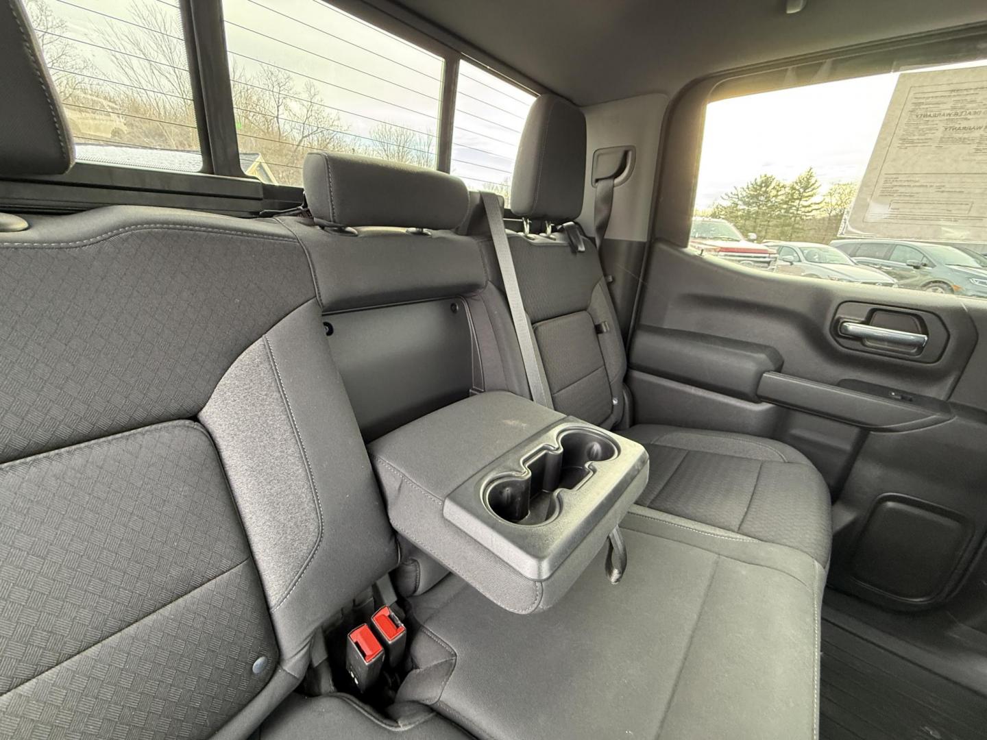 2020 Gray /Black Chevrolet Silverado 1500 LT Crew Cab 4WD (3GCUYDED8LG) with an 5.3L V8 OHV 16V engine, Automatic transmission, located at 11115 Chardon Rd. , Chardon, OH, 44024, (440) 214-9705, 41.580246, -81.241943 - 2020 Chevrolet Silverado 1500 LT Crew Cab – Rugged Capability, Modern Comfort, and Advanced Technology Get ready to tackle any job or adventure in this 2020 Chevrolet Silverado 1500 LT Crew Cab. Powered by a robust 5.3L EcoTec3 V8 engine paired with an 8-speed automatic transmission, this truck - Photo#40