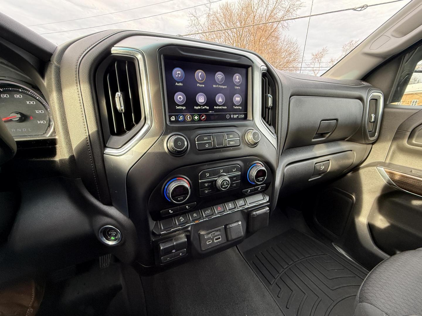 2020 Gray /Black Chevrolet Silverado 1500 LT Crew Cab 4WD (3GCUYDED8LG) with an 5.3L V8 OHV 16V engine, Automatic transmission, located at 11115 Chardon Rd. , Chardon, OH, 44024, (440) 214-9705, 41.580246, -81.241943 - 2020 Chevrolet Silverado 1500 LT Crew Cab – Rugged Capability, Modern Comfort, and Advanced Technology Get ready to tackle any job or adventure in this 2020 Chevrolet Silverado 1500 LT Crew Cab. Powered by a robust 5.3L EcoTec3 V8 engine paired with an 8-speed automatic transmission, this truck - Photo#33