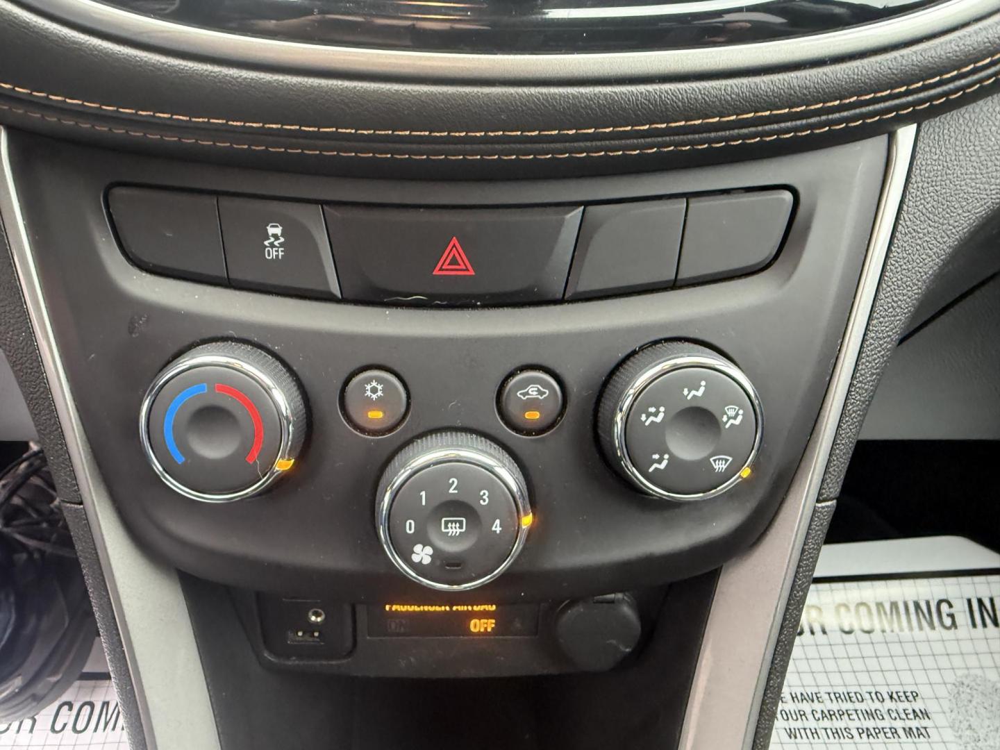 2018 White /Black Chevrolet Trax LT AWD (KL7CJPSB4JB) with an 1.4L I4 DOHC 16V TURBO engine, Automatic transmission, located at 547 E. Main St., Orwell, OH, 44076, (440) 437-5893, 41.535435, -80.847855 - 2018 Chevrolet Trax LT AWD – Compact Versatility, Modern Tech, and All-Weather Confidence Elevate your daily commute with this 2018 Chevrolet Trax LT AWD, designed for drivers who value efficiency, technology, and convenience. Equipped with a turbocharged 1.4L EcoTec I4 engine and a smooth 6-sp - Photo#29