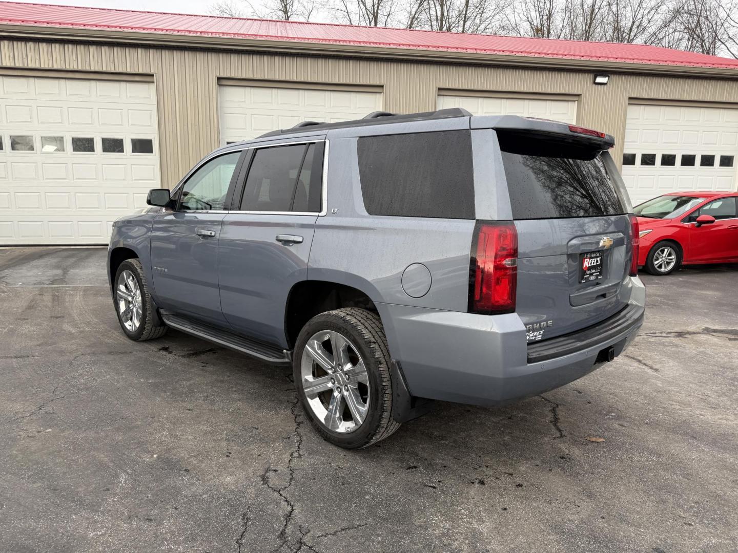 2015 Gray /Tan Chevrolet Tahoe LT 4WD (1GNSKBKC8FR) with an 5.3L V8 OHV 16V engine, Automatic transmission, located at 547 E. Main St., Orwell, OH, 44076, (440) 437-5893, 41.535435, -80.847855 - 2015 Chevrolet Tahoe LT 4WD – Family Luxury, Rugged Capability, and Premium Features Upgrade your adventures with this 2015 Chevrolet Tahoe LT 4WD—an SUV that blends powerful performance, advanced technology, and luxurious comfort. Under the hood, the 5.3L EcoTec3 V8 engine paired with a 6-sp - Photo#9