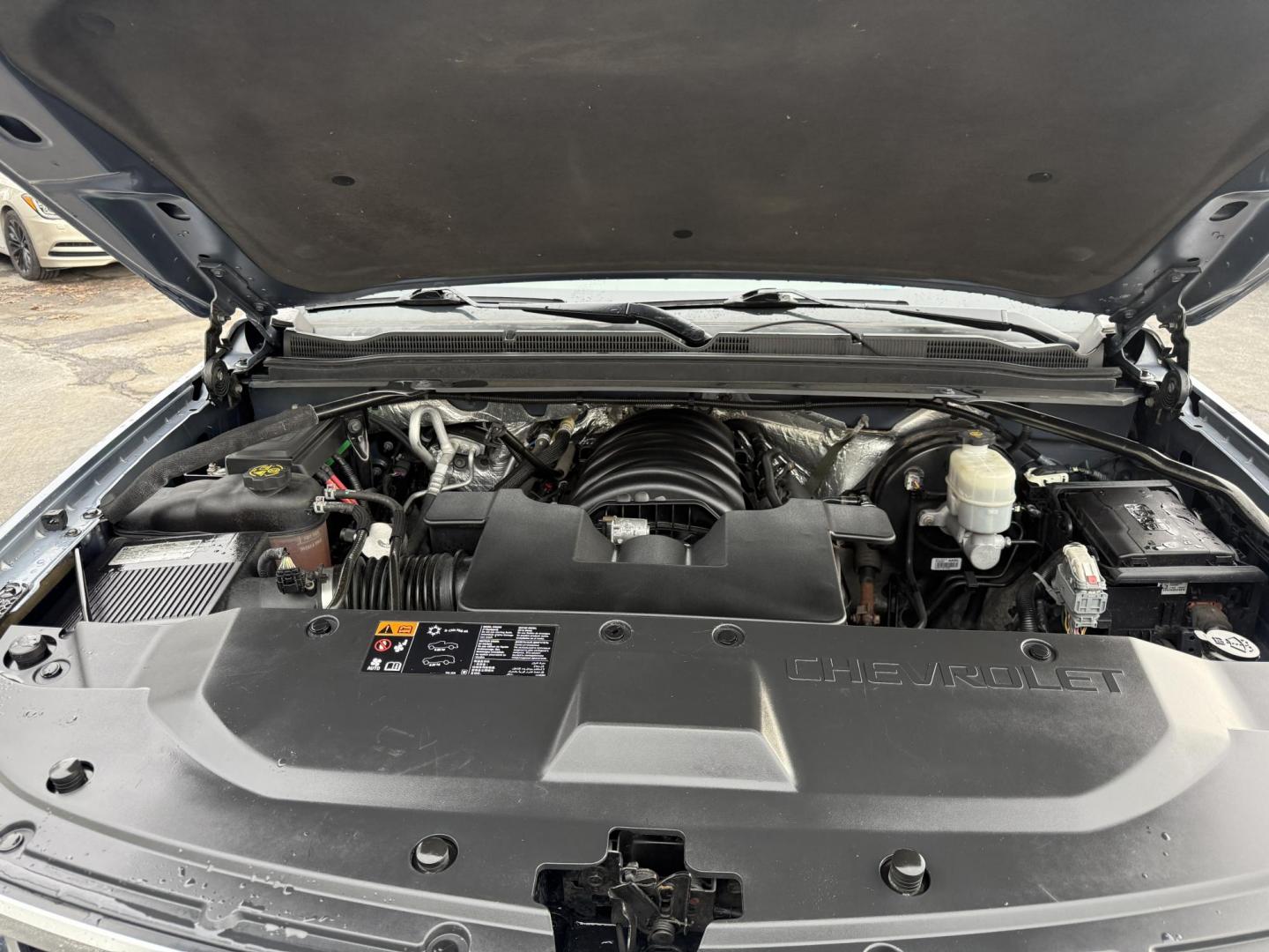 2015 Gray /Tan Chevrolet Tahoe LT 4WD (1GNSKBKC8FR) with an 5.3L V8 OHV 16V engine, Automatic transmission, located at 547 E. Main St., Orwell, OH, 44076, (440) 437-5893, 41.535435, -80.847855 - 2015 Chevrolet Tahoe LT 4WD – Family Luxury, Rugged Capability, and Premium Features Upgrade your adventures with this 2015 Chevrolet Tahoe LT 4WD—an SUV that blends powerful performance, advanced technology, and luxurious comfort. Under the hood, the 5.3L EcoTec3 V8 engine paired with a 6-sp - Photo#14