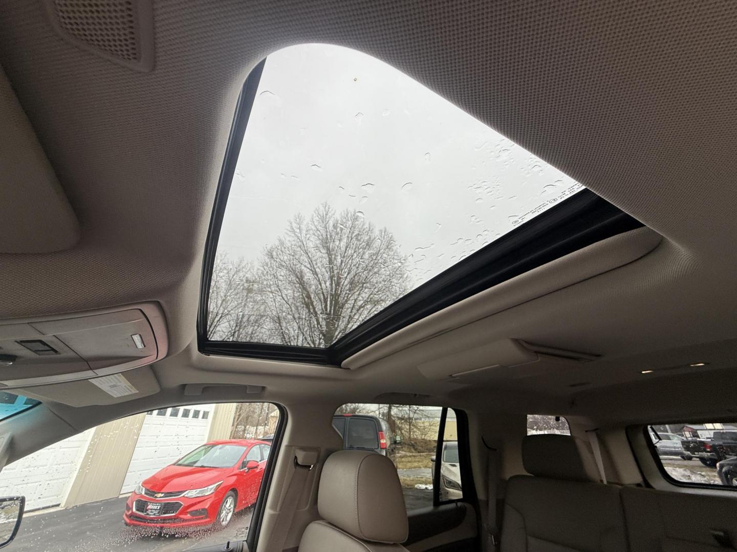 2015 Gray /Tan Chevrolet Tahoe LT 4WD (1GNSKBKC8FR) with an 5.3L V8 OHV 16V engine, Automatic transmission, located at 547 E. Main St., Orwell, OH, 44076, (440) 437-5893, 41.535435, -80.847855 - 2015 Chevrolet Tahoe LT 4WD – Family Luxury, Rugged Capability, and Premium Features Upgrade your adventures with this 2015 Chevrolet Tahoe LT 4WD—an SUV that blends powerful performance, advanced technology, and luxurious comfort. Under the hood, the 5.3L EcoTec3 V8 engine paired with a 6-sp - Photo#35