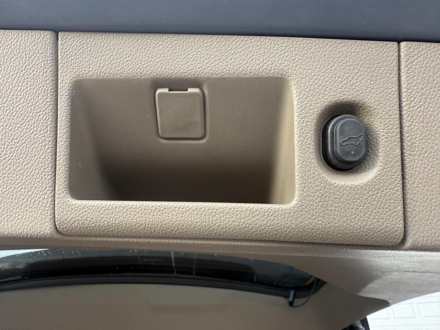 2015 Gray /Tan Chevrolet Tahoe LT 4WD (1GNSKBKC8FR) with an 5.3L V8 OHV 16V engine, Automatic transmission, located at 547 E. Main St., Orwell, OH, 44076, (440) 437-5893, 41.535435, -80.847855 - 2015 Chevrolet Tahoe LT 4WD – Family Luxury, Rugged Capability, and Premium Features Upgrade your adventures with this 2015 Chevrolet Tahoe LT 4WD—an SUV that blends powerful performance, advanced technology, and luxurious comfort. Under the hood, the 5.3L EcoTec3 V8 engine paired with a 6-sp - Photo#43